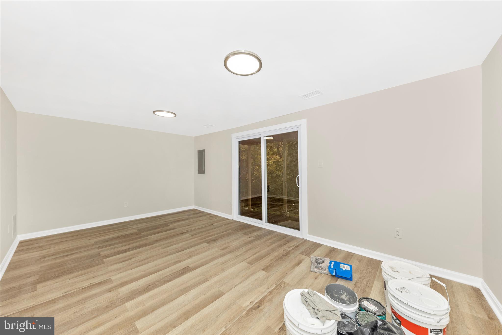 KINSMAN FARM - Residential