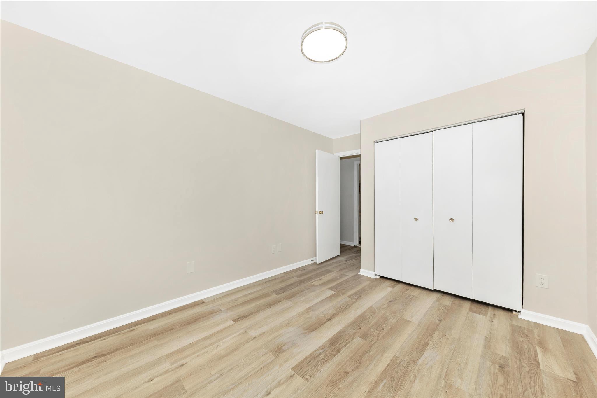 KINSMAN FARM - Residential