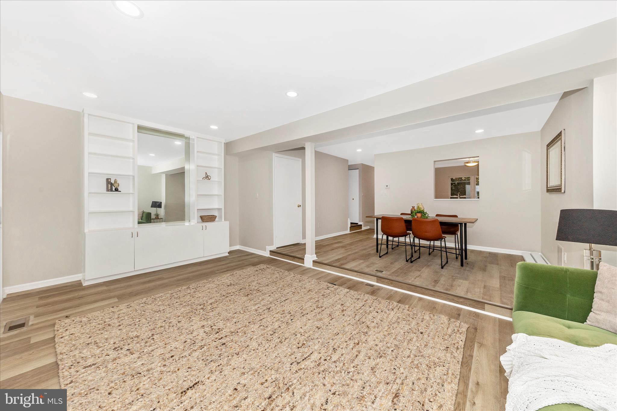 KINSMAN FARM - Residential