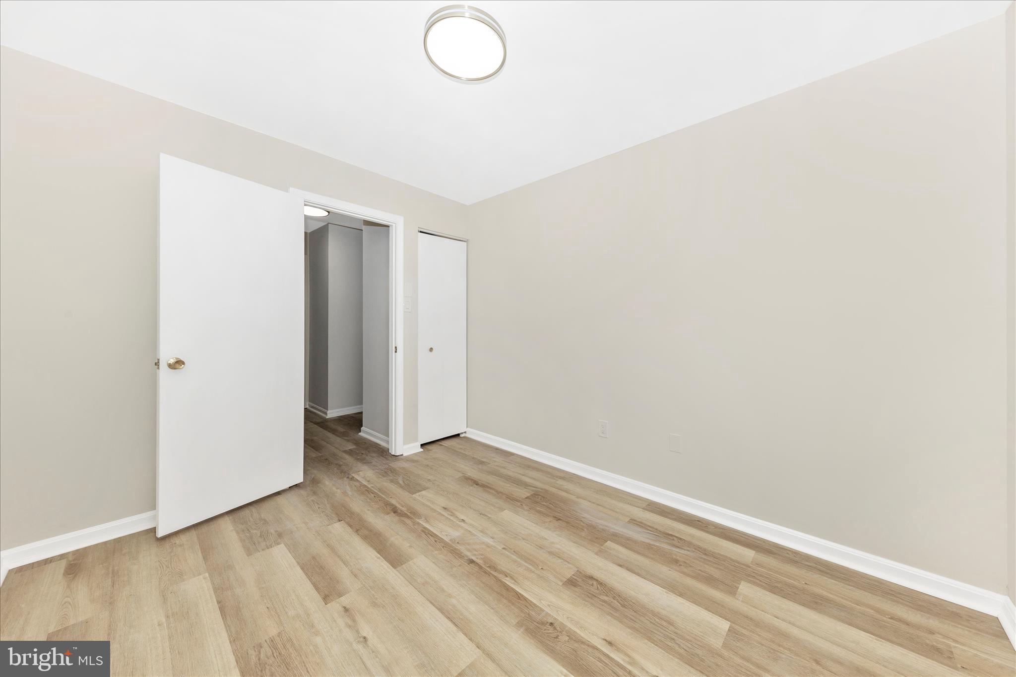 KINSMAN FARM - Residential