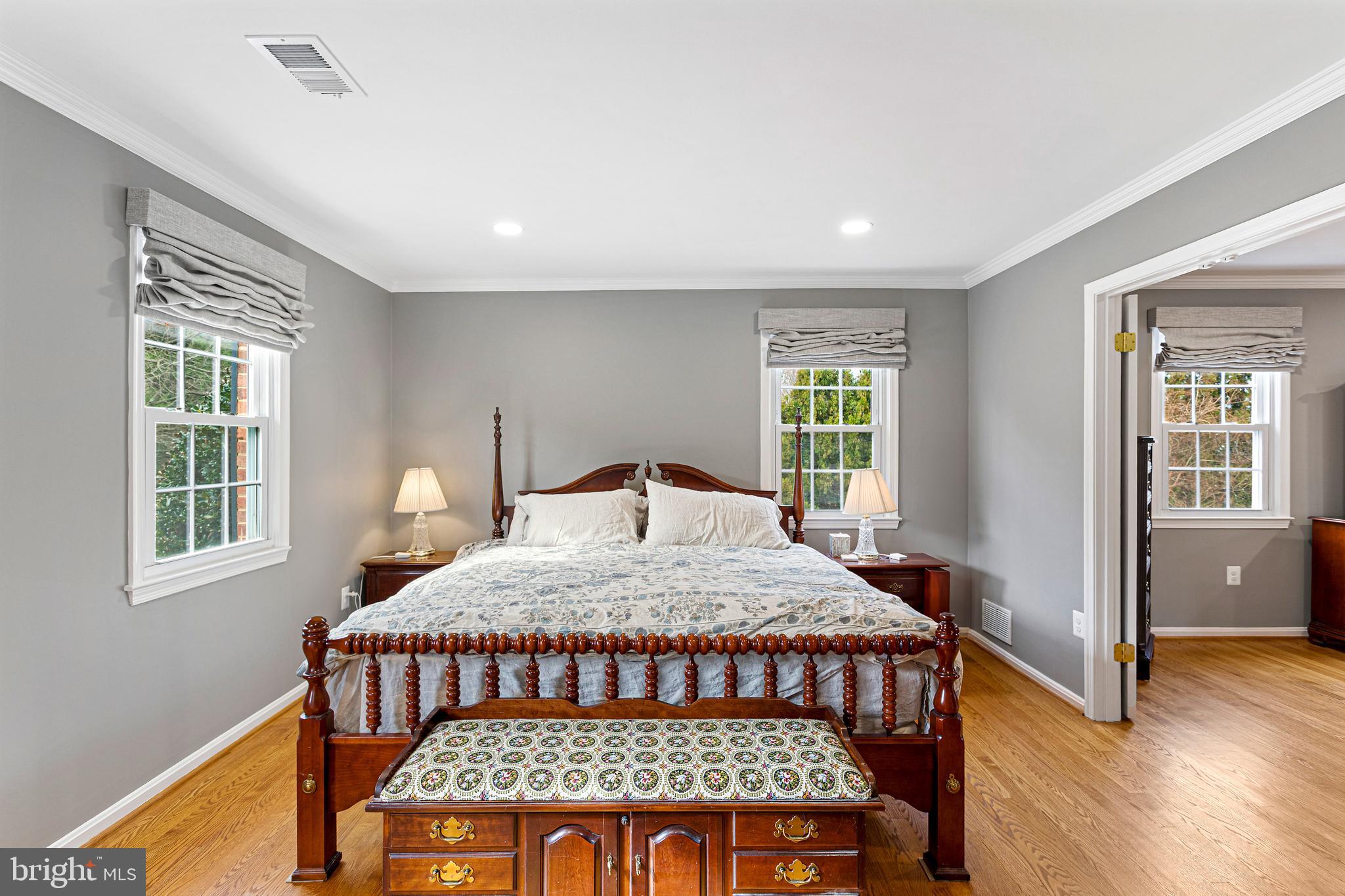 EQUESTRIAN PARK - Residential