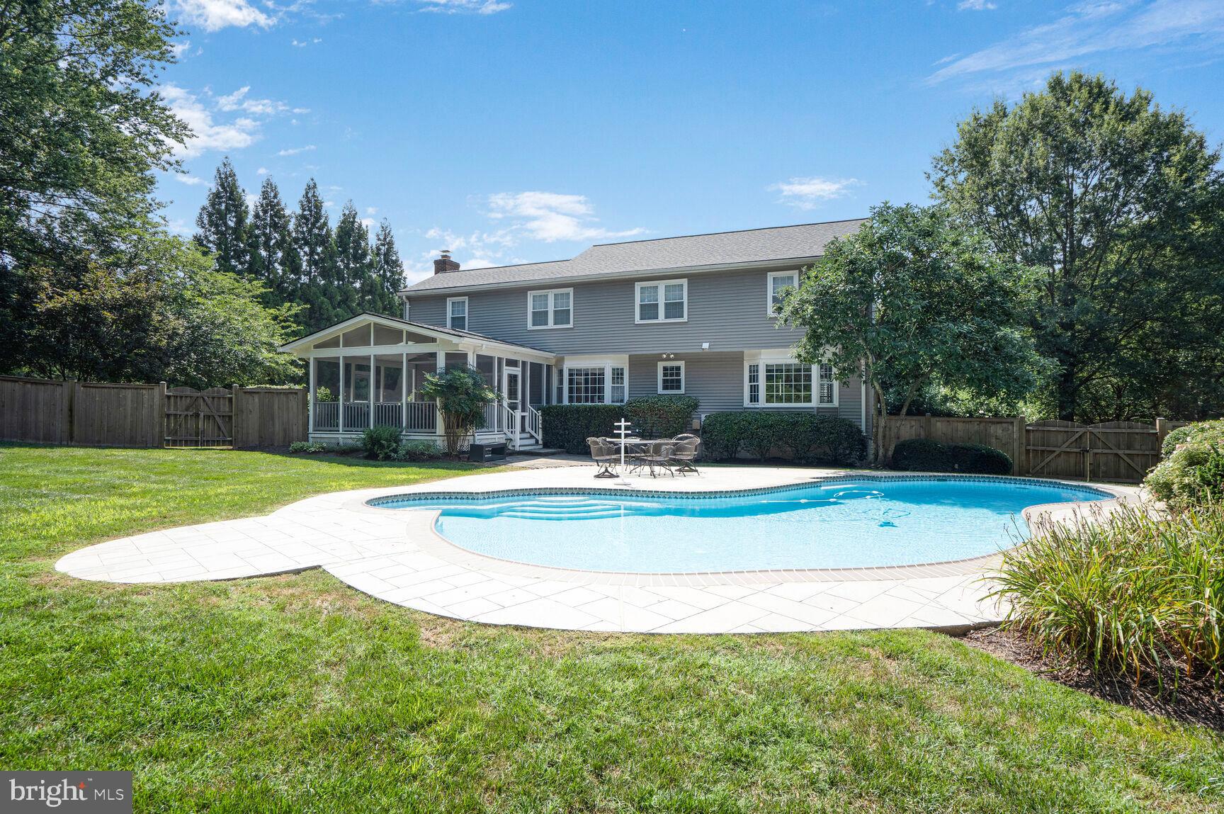 EQUESTRIAN PARK - Residential