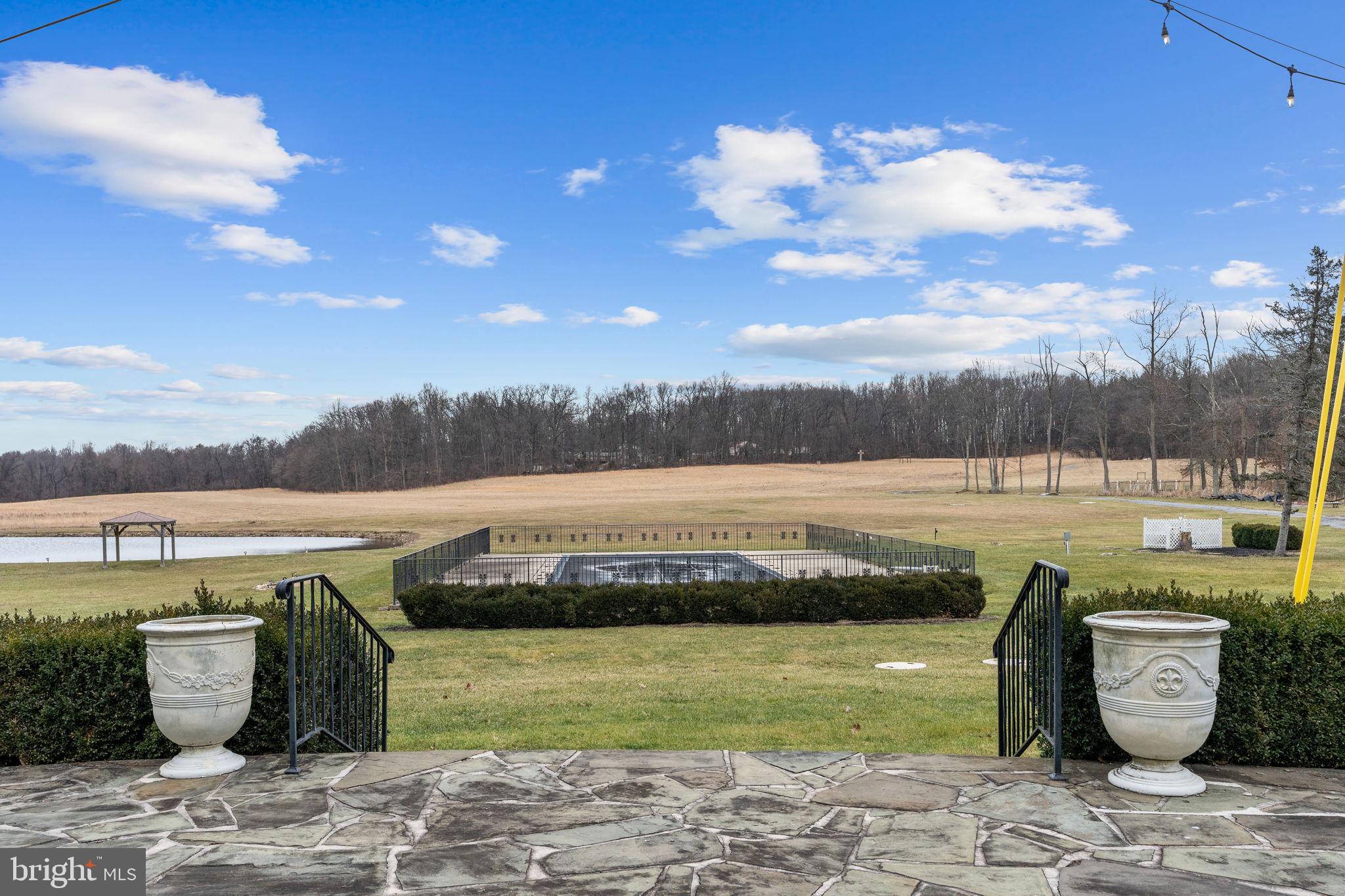 LEWISBERRY - Residential