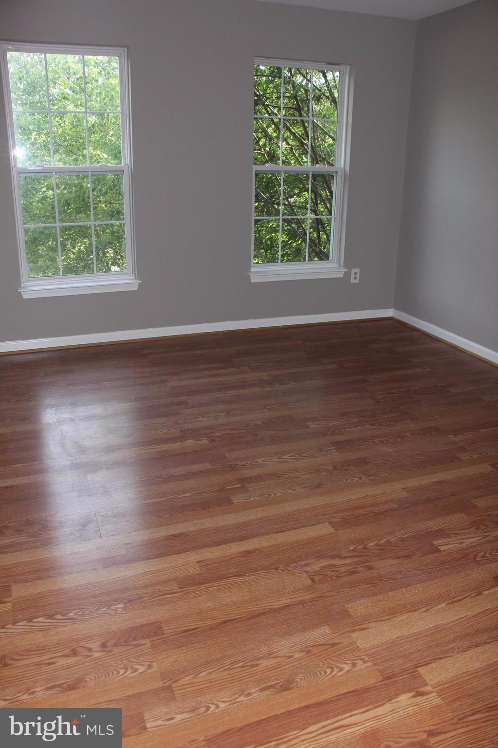 SHELTONS RUN - Residential