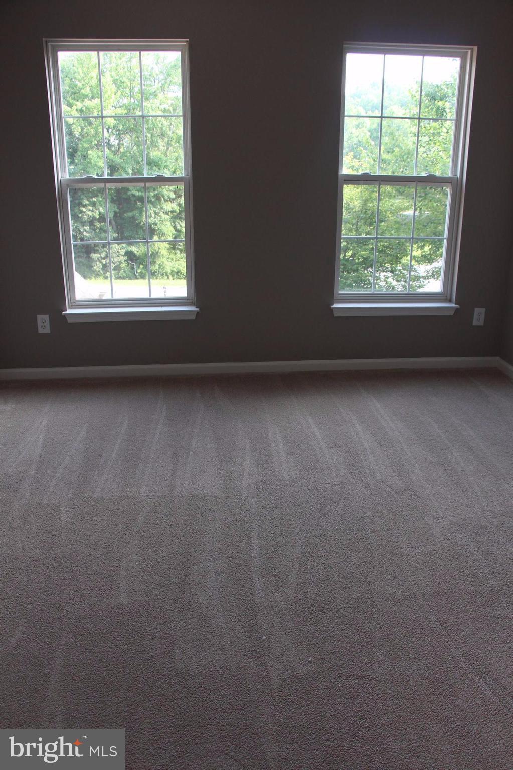 SHELTONS RUN - Residential