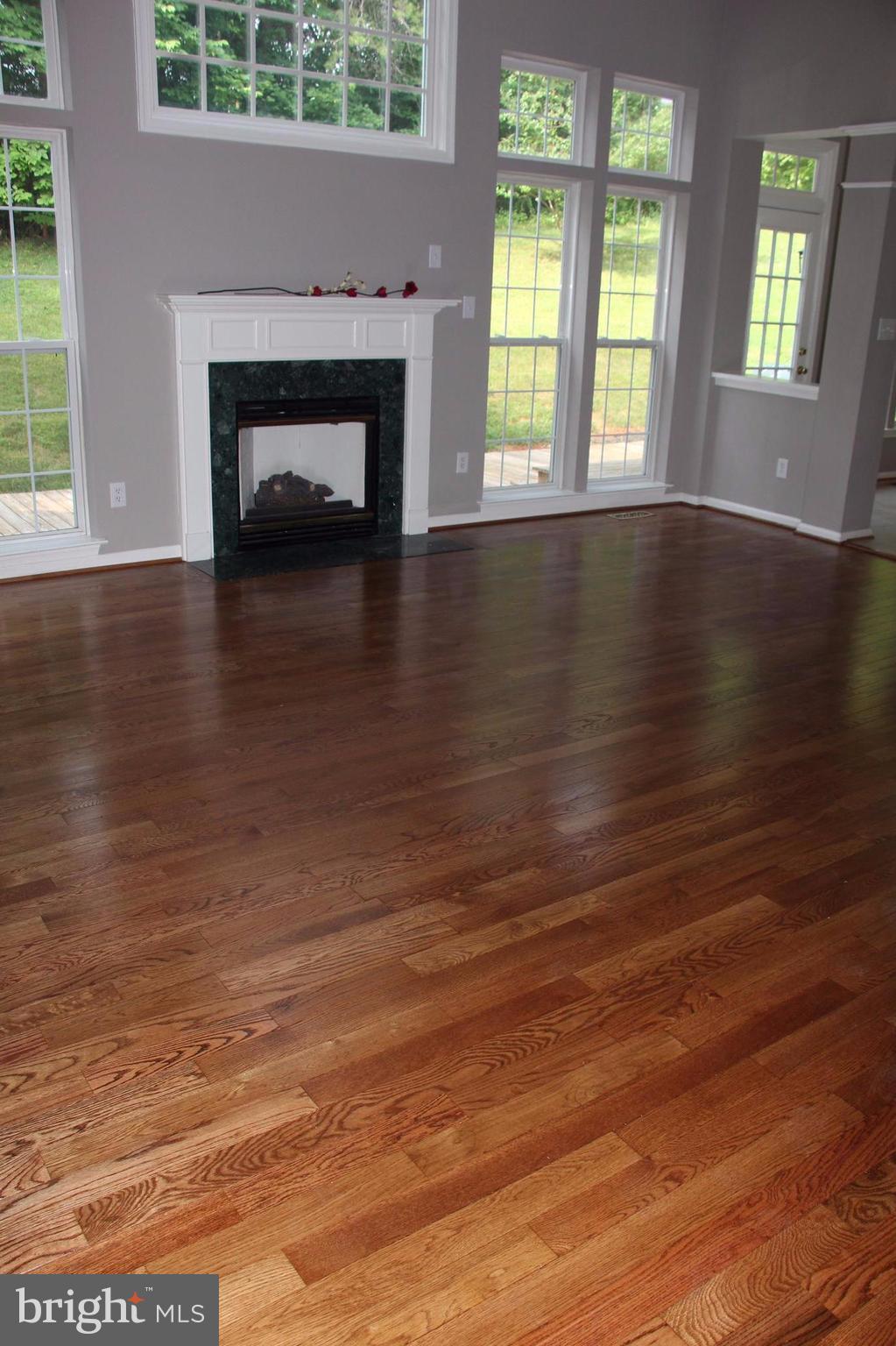 SHELTONS RUN - Residential