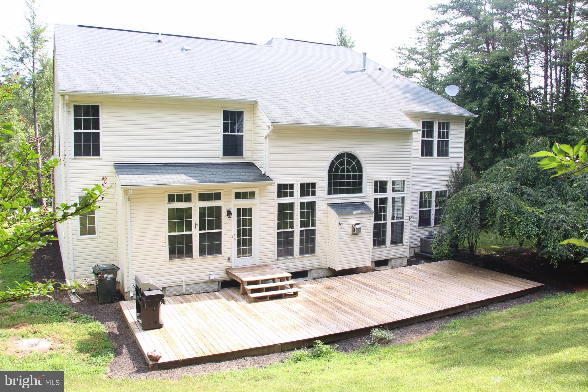 SHELTONS RUN - Residential