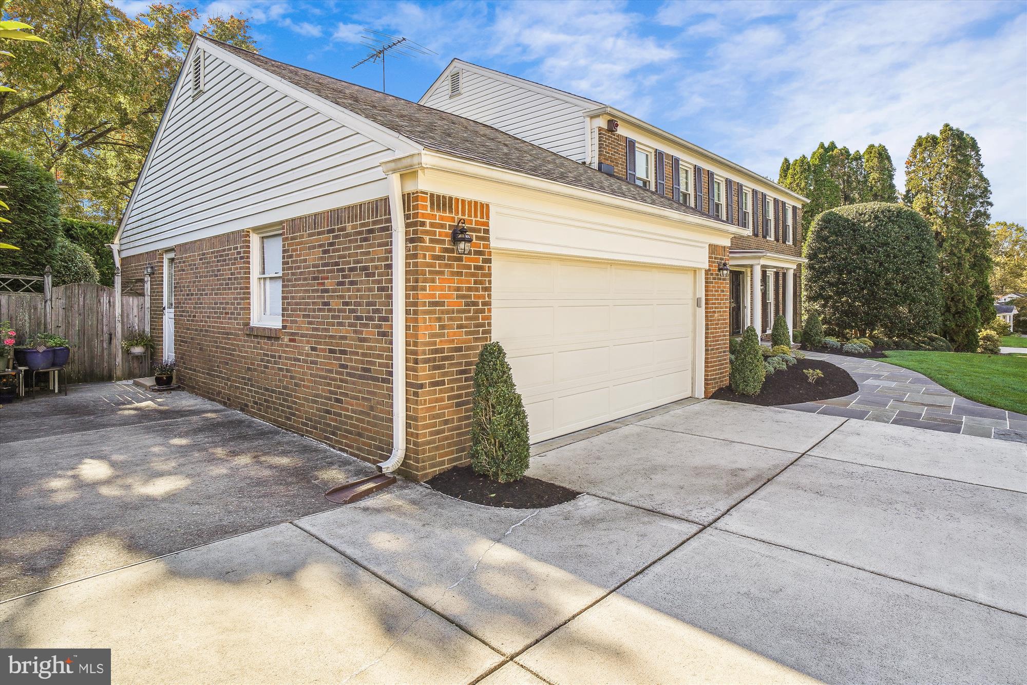 FOX HILLS WEST - Residential