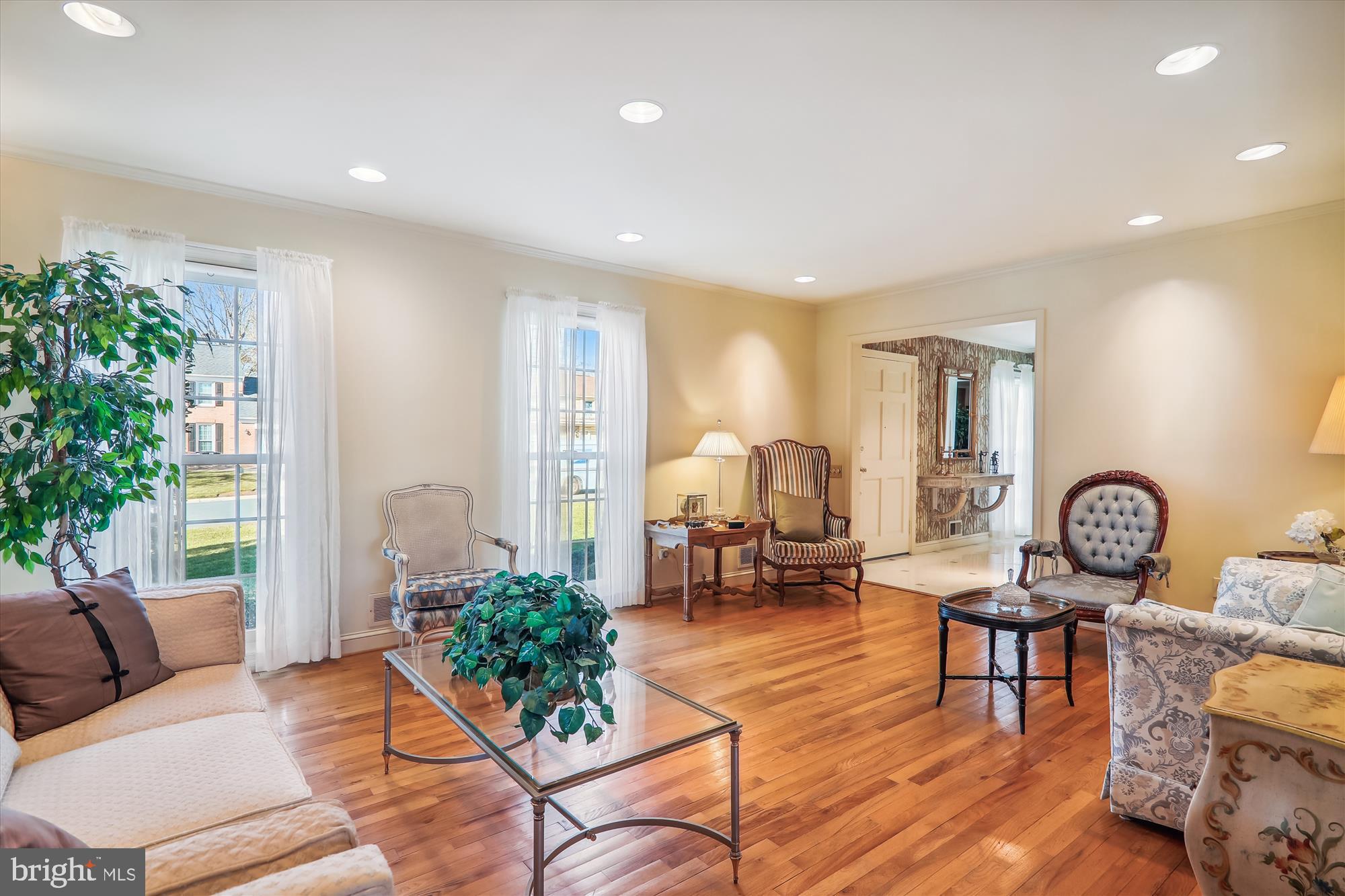 FOX HILLS WEST - Residential