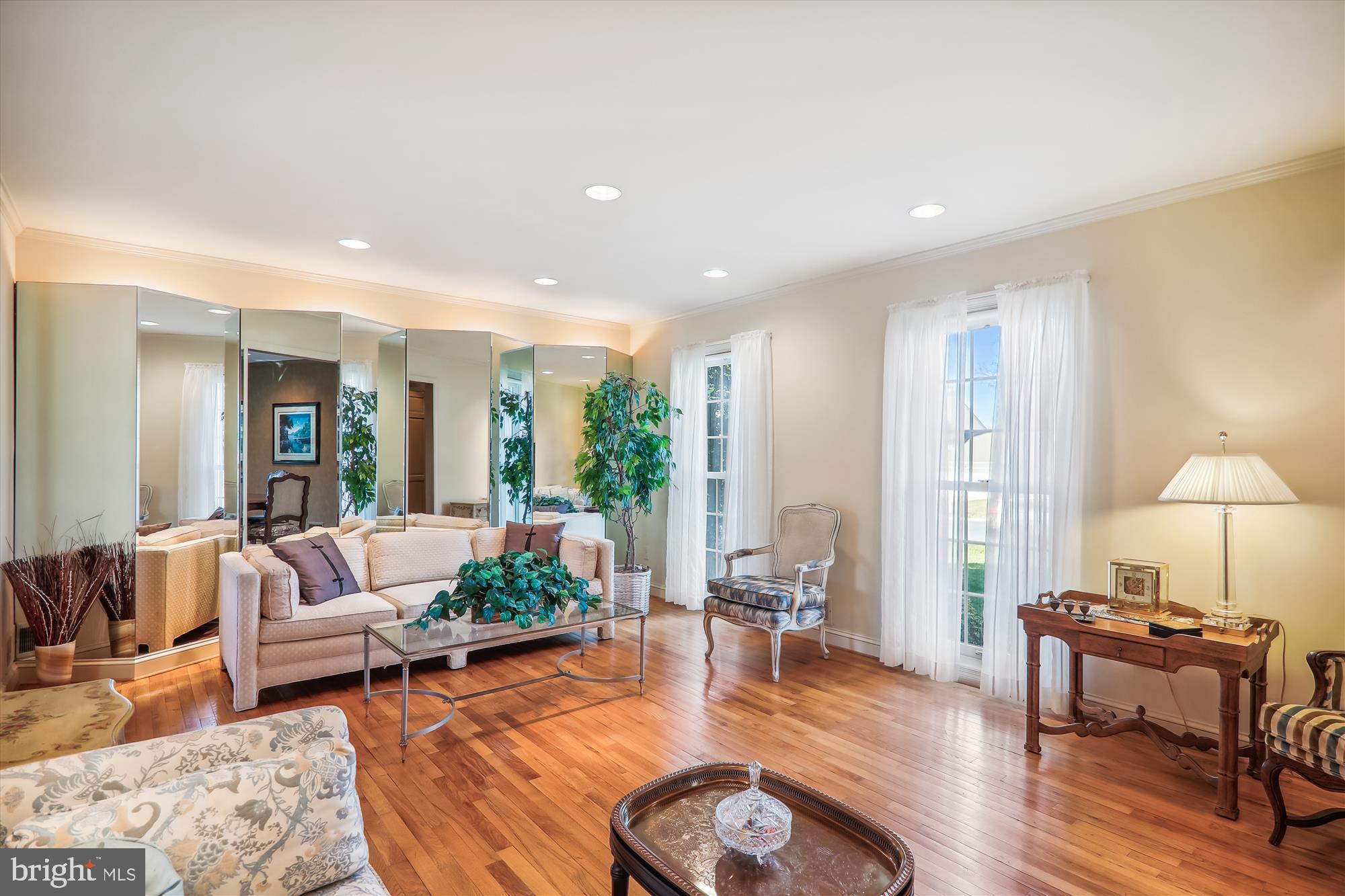 FOX HILLS WEST - Residential