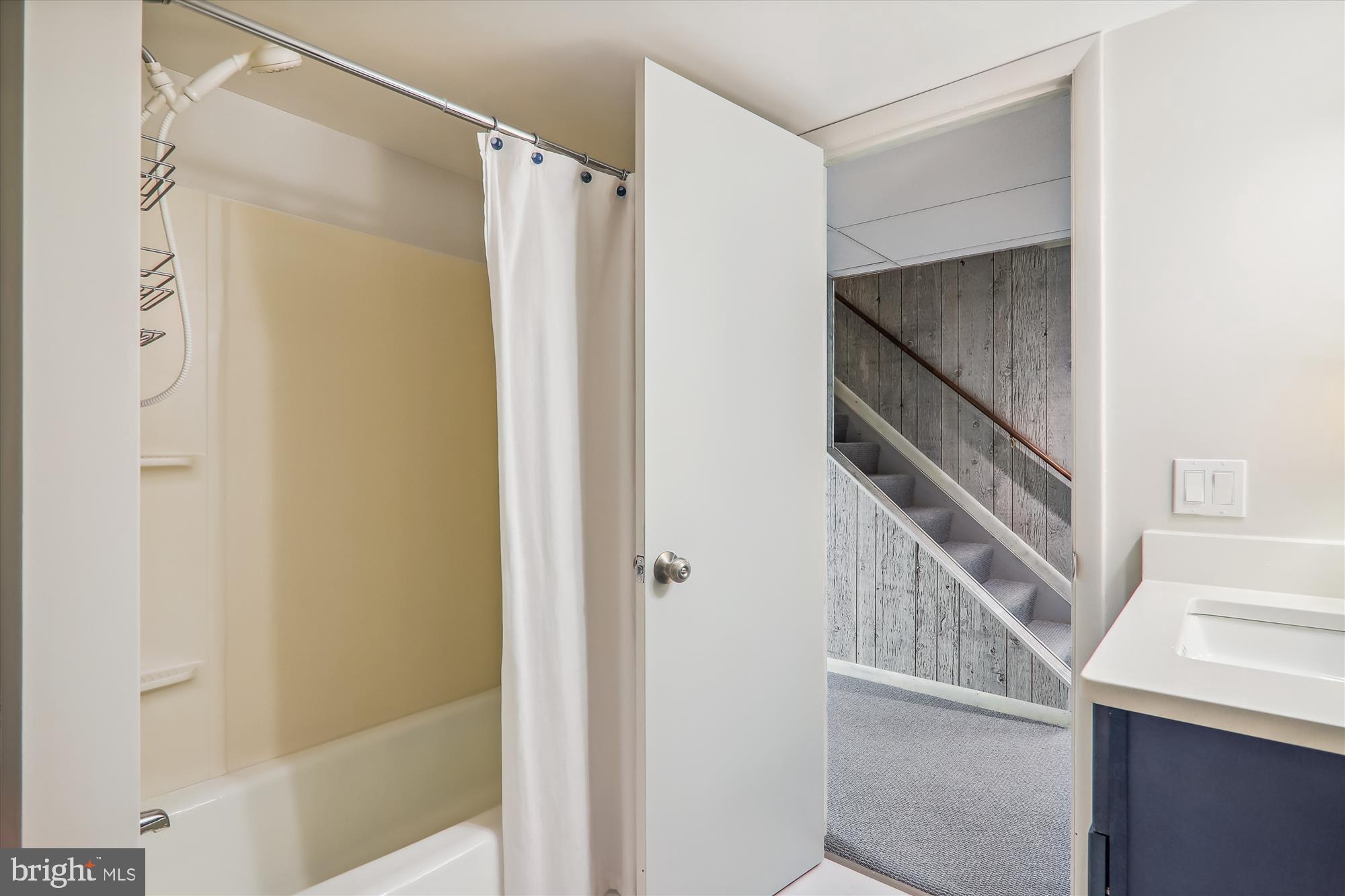 FOX HILLS WEST - Residential