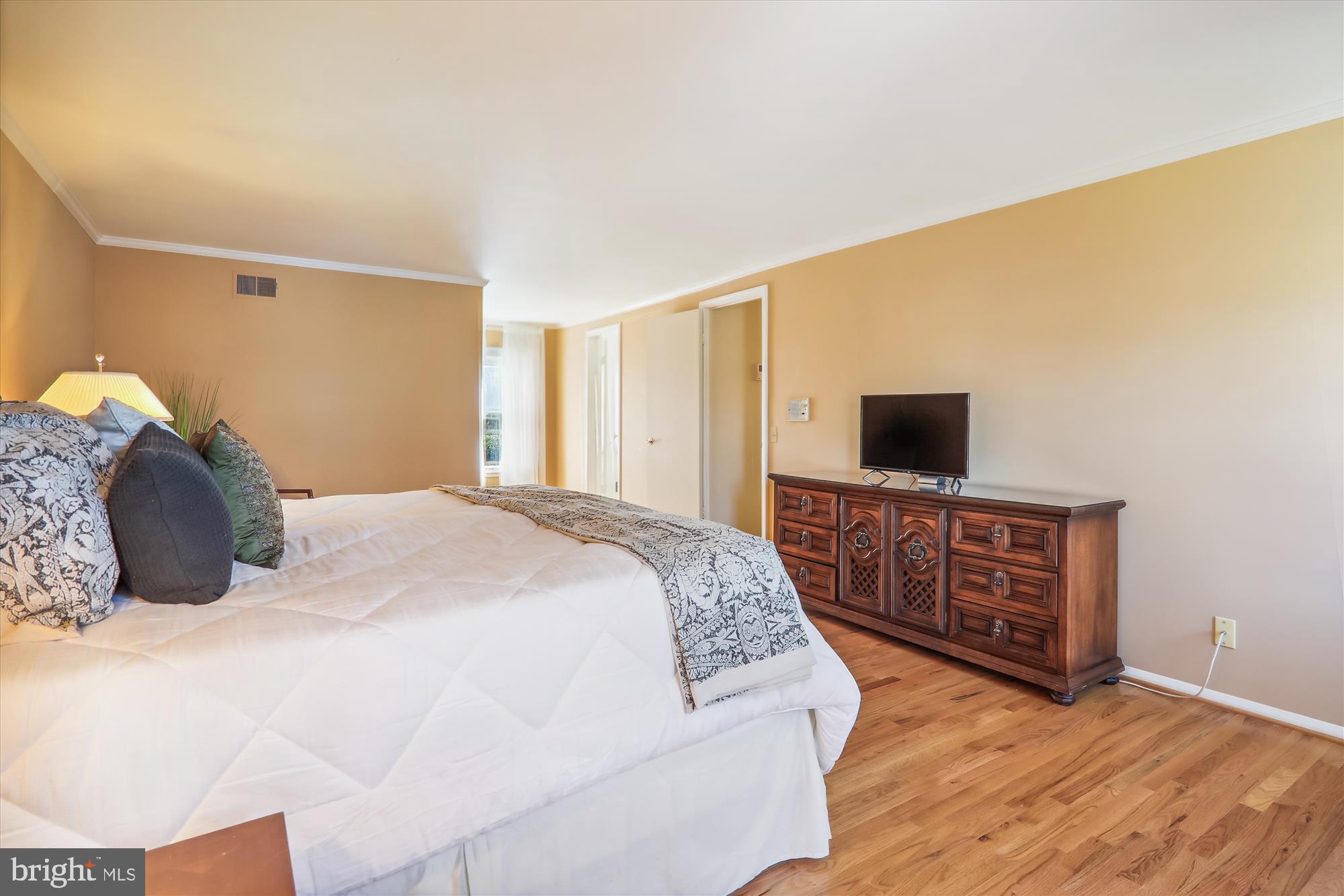 FOX HILLS WEST - Residential