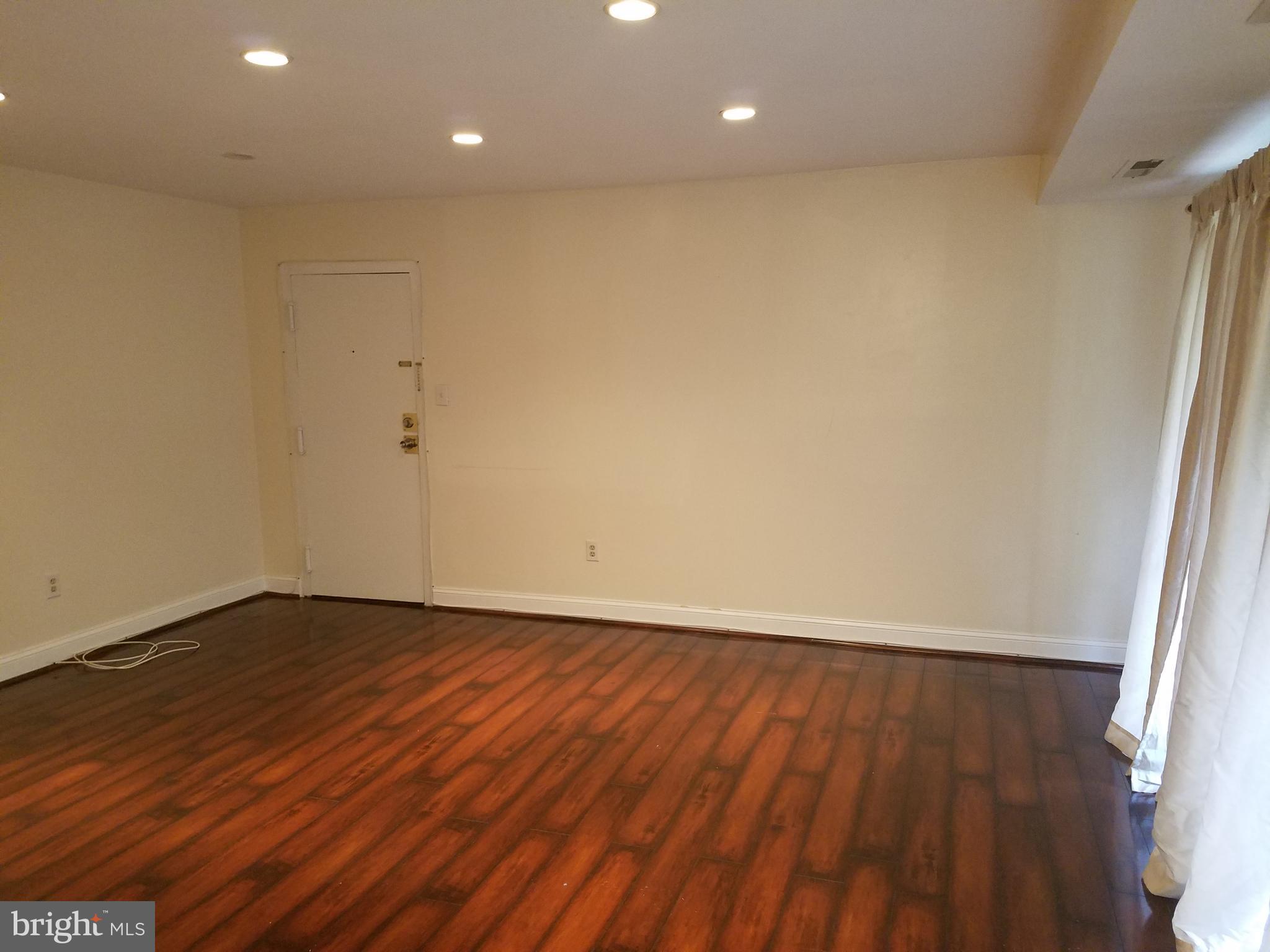 CARROLLAN GARDENS - Residential