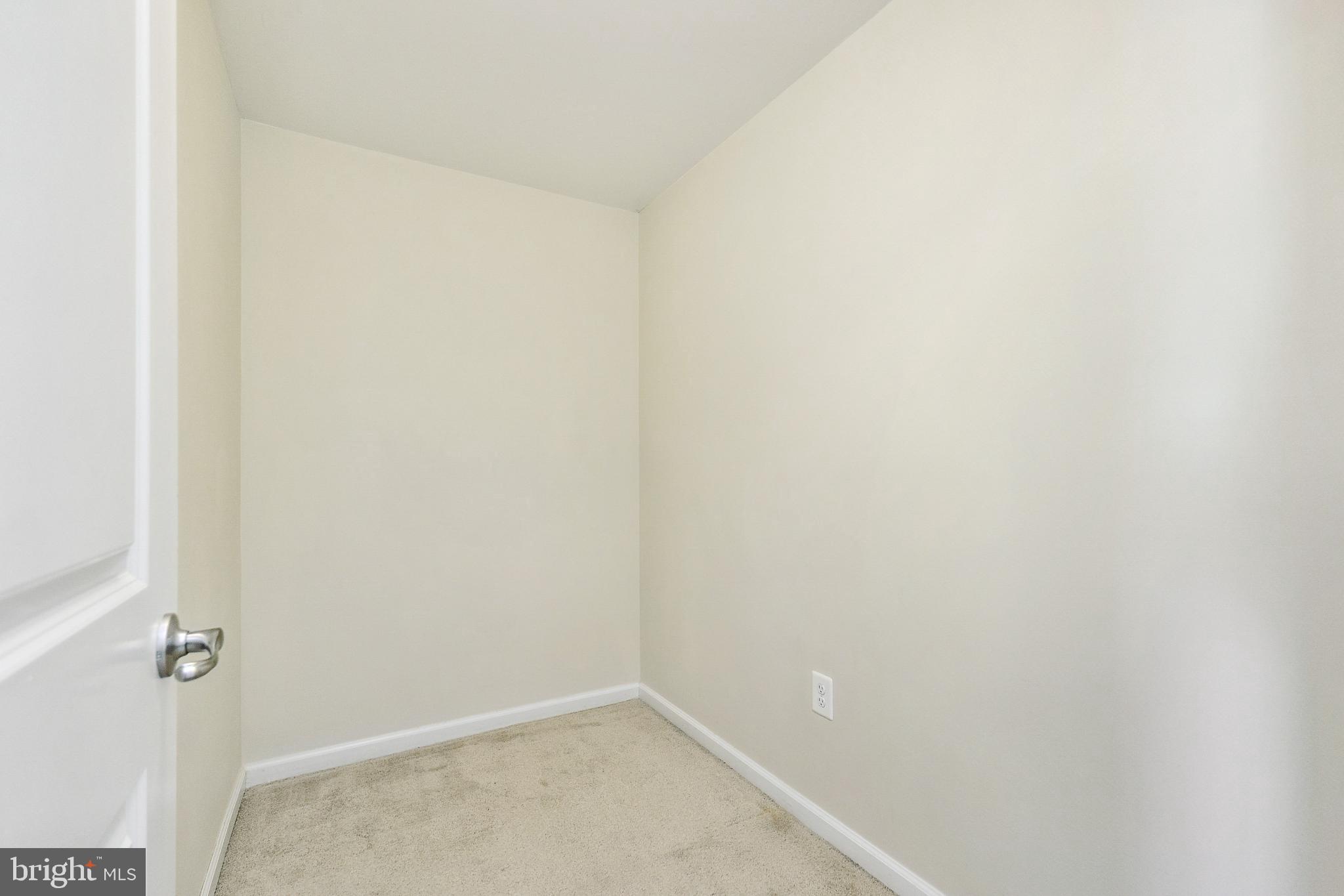 MINTBROOK - Residential