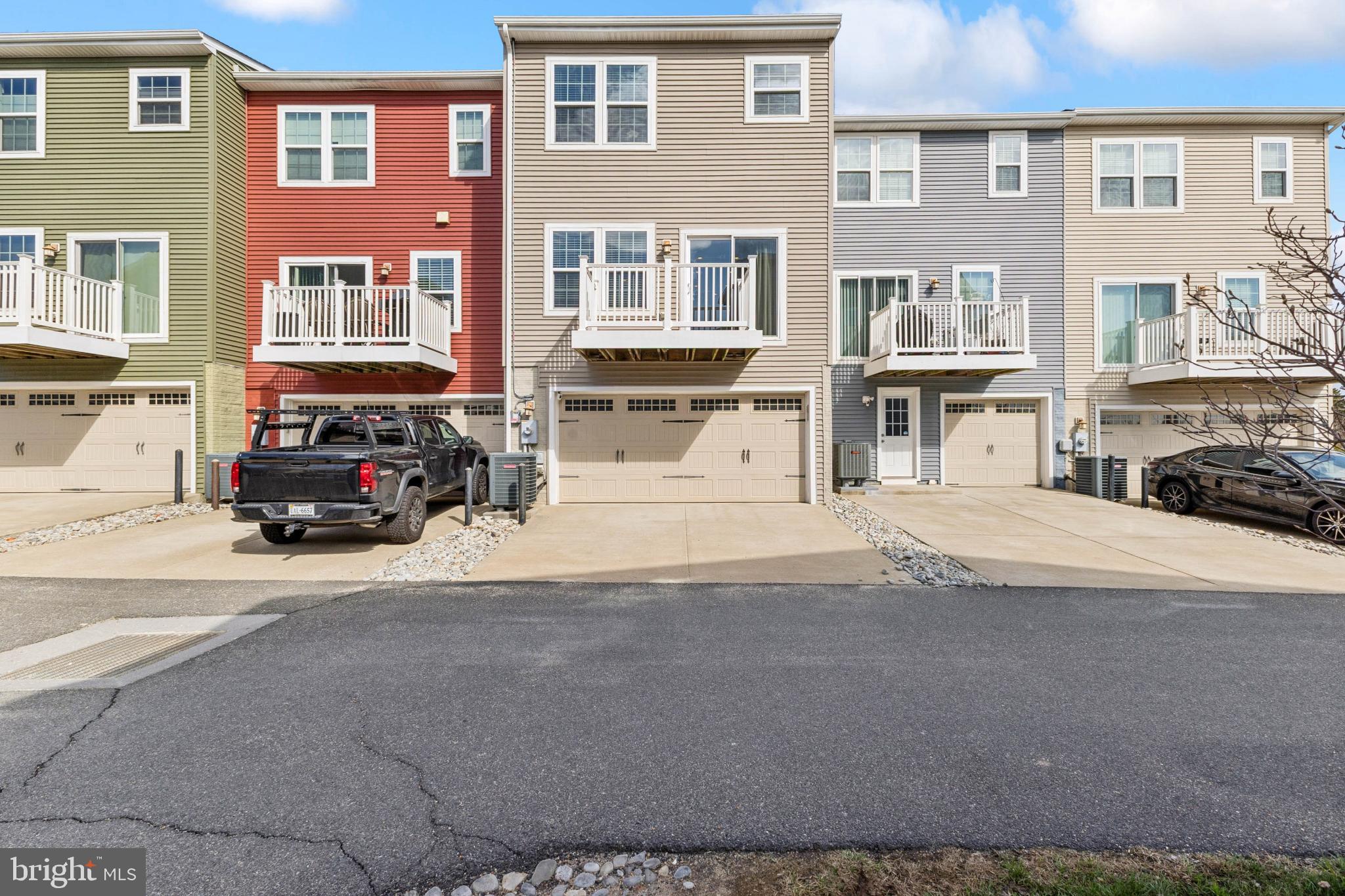 MINTBROOK - Residential