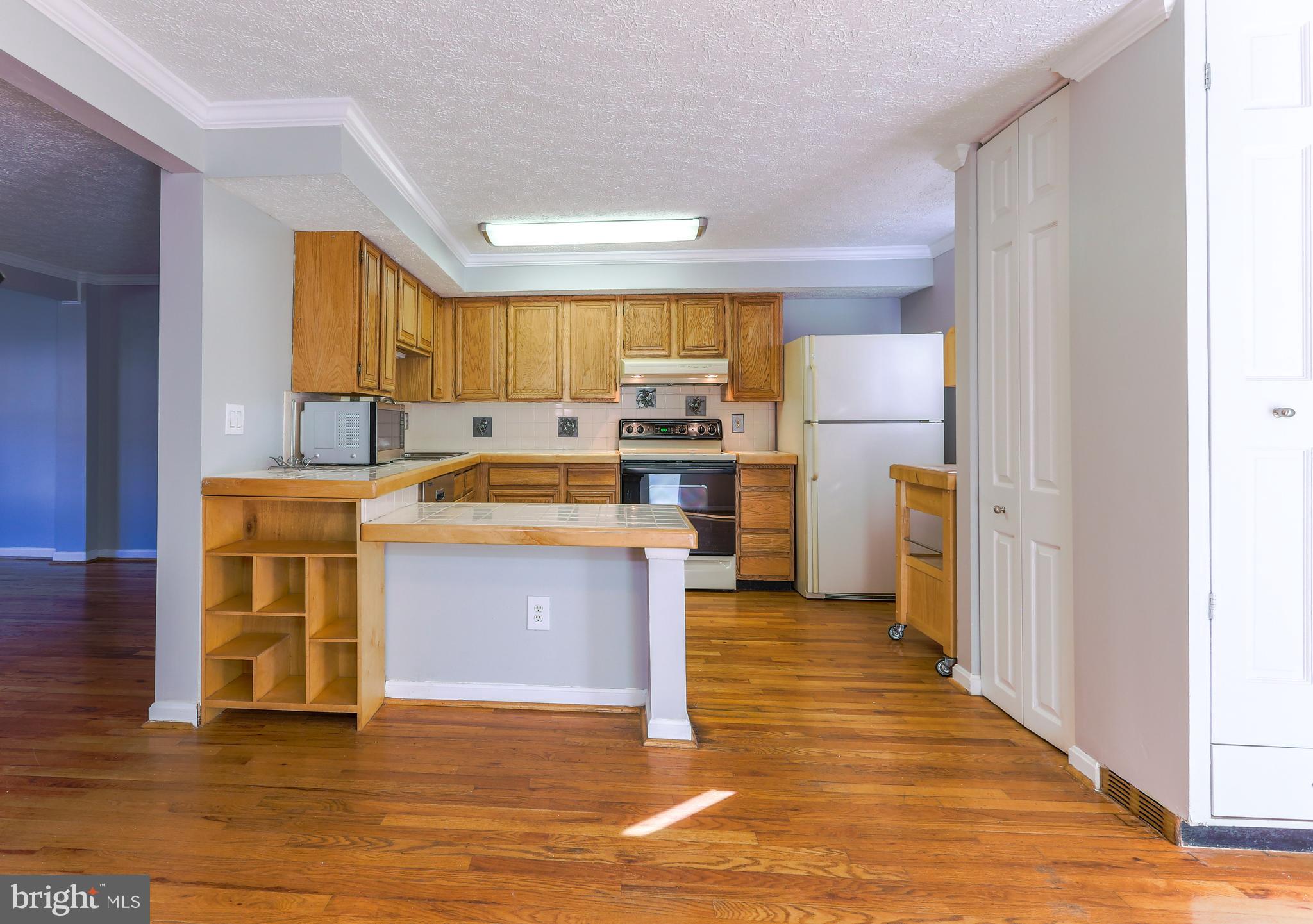 WHITNEY PARK - Residential Lease