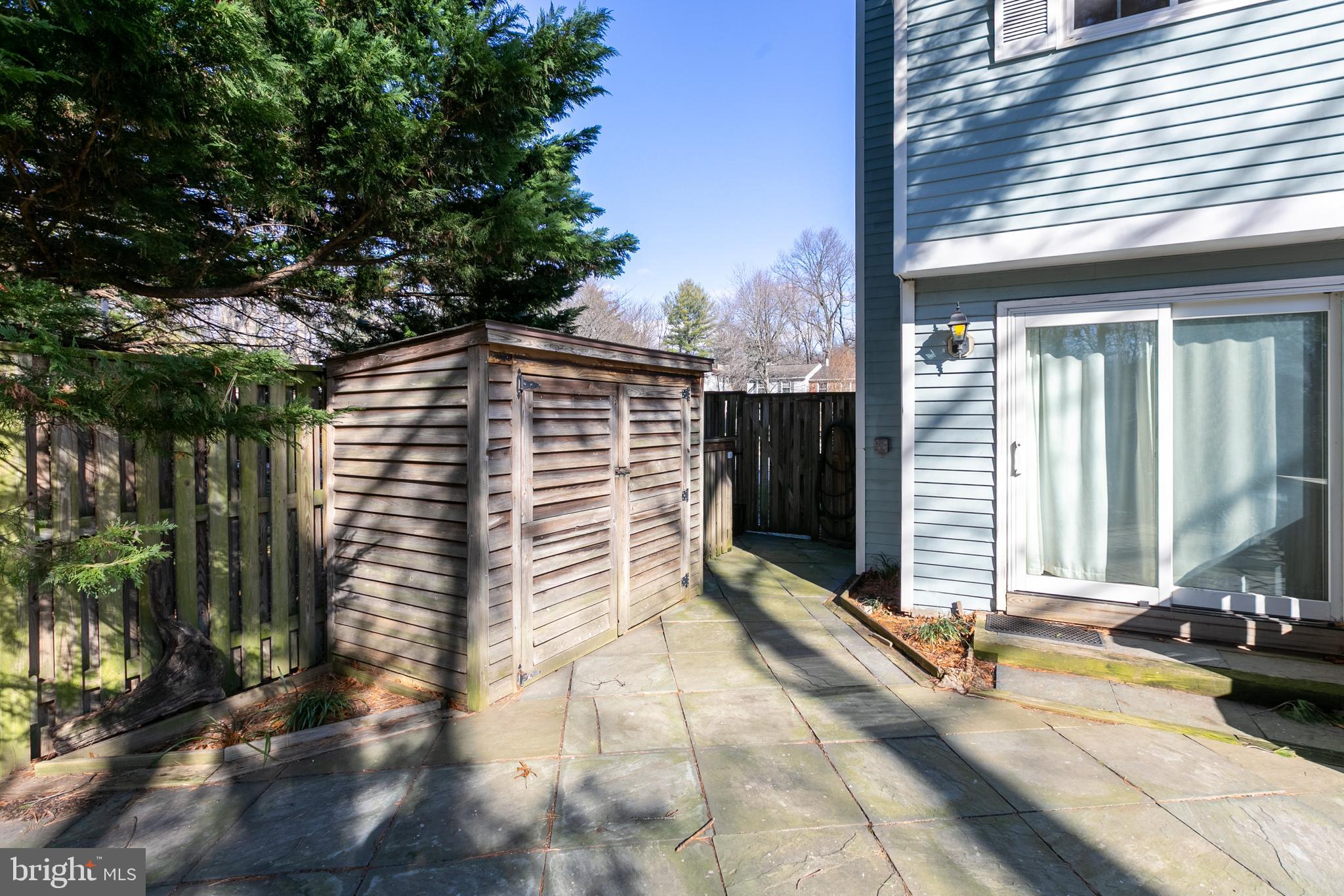 WHITNEY PARK - Residential Lease