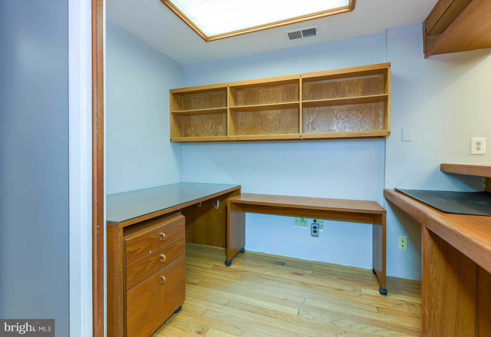 WHITNEY PARK - Residential Lease