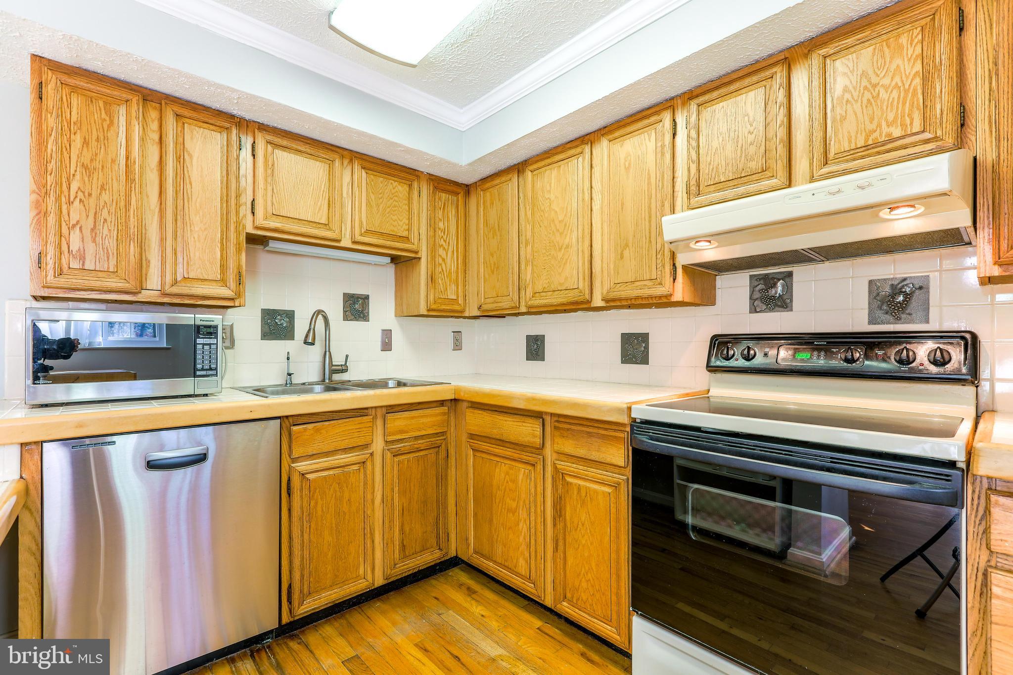 WHITNEY PARK - Residential Lease