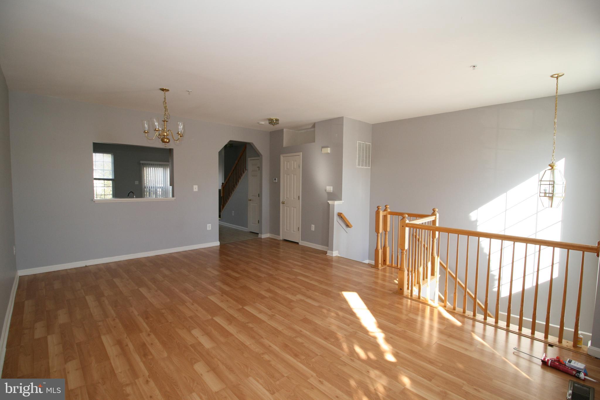 NORTH CROSSING - Residential Lease