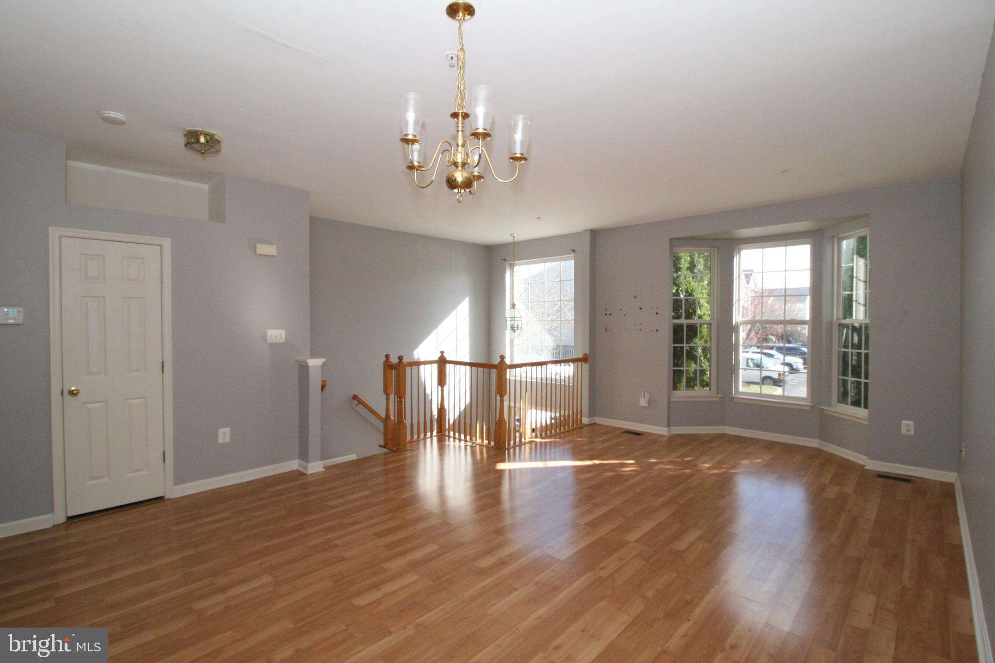 NORTH CROSSING - Residential Lease