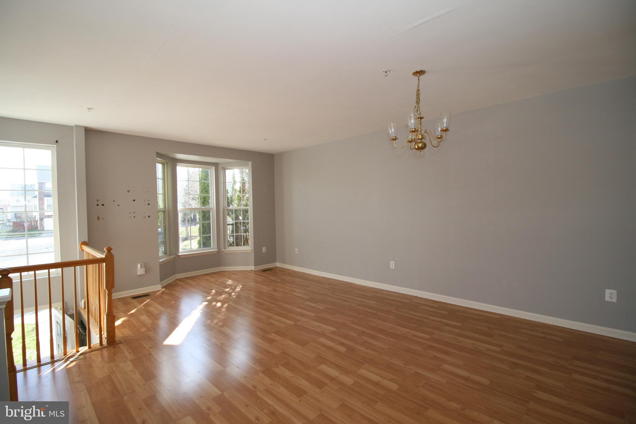 NORTH CROSSING - Residential Lease