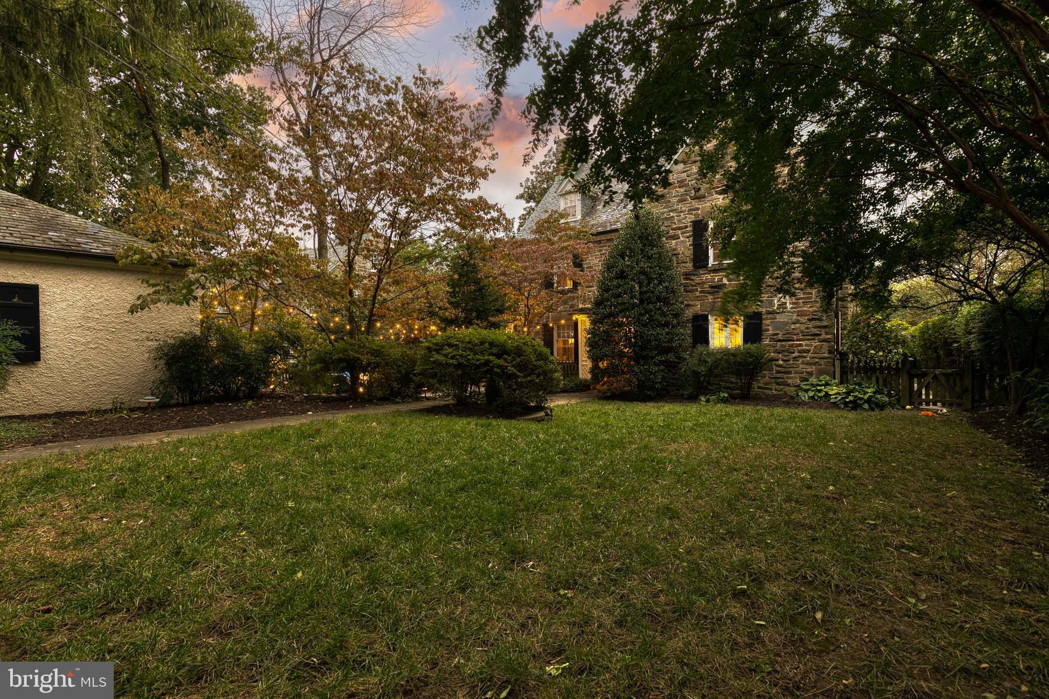 HOMELAND HISTORIC DISTRICT - Residential