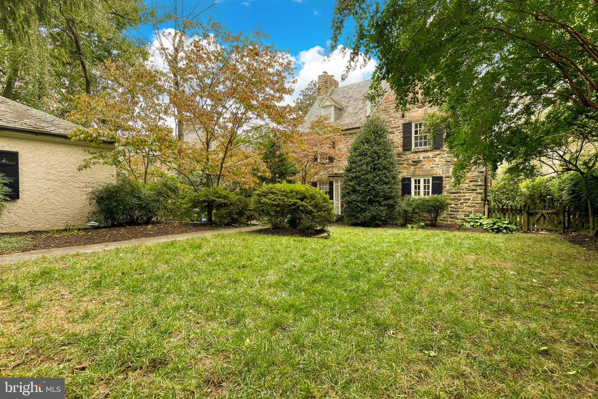 HOMELAND HISTORIC DISTRICT - Residential