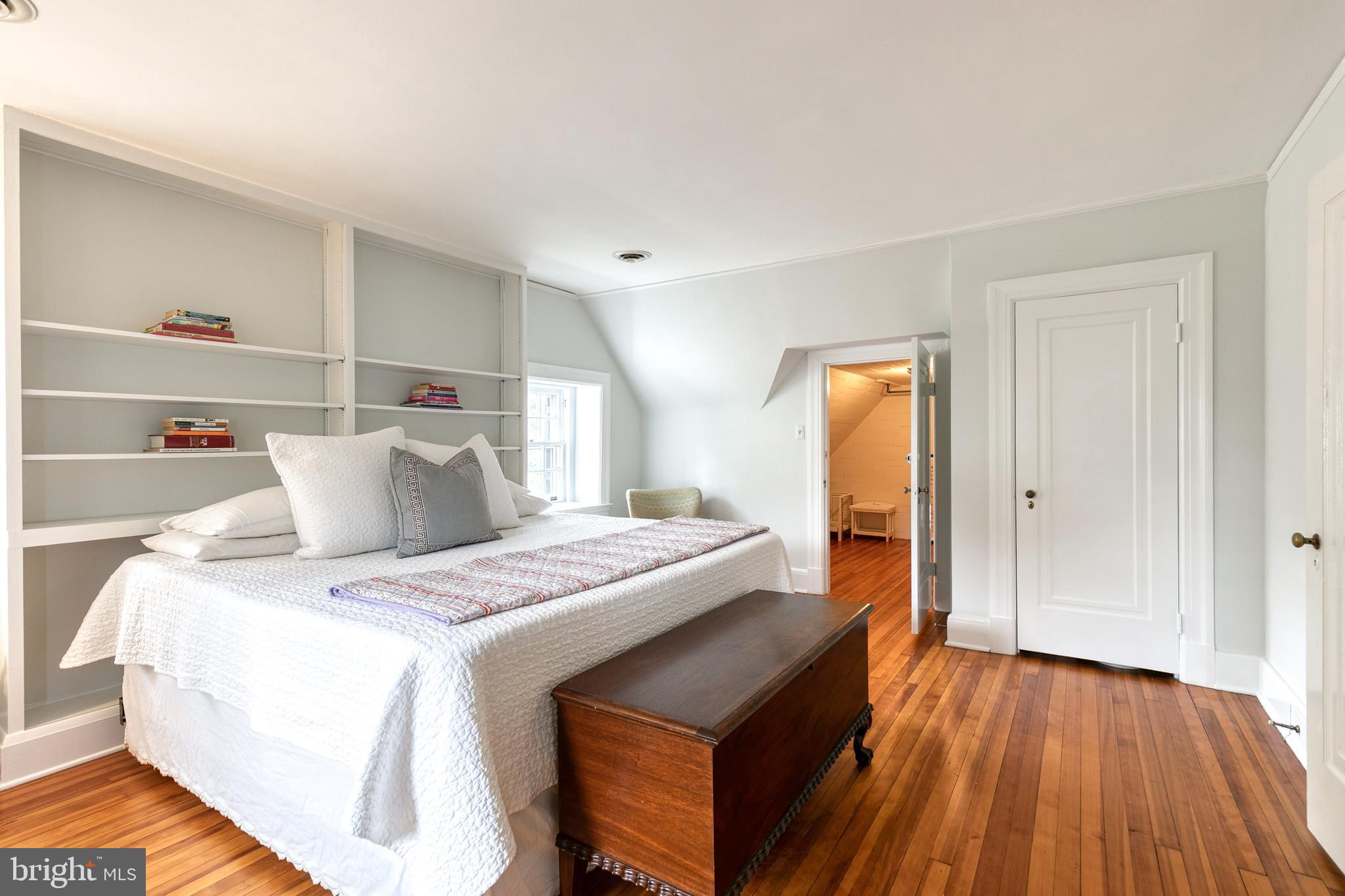 HOMELAND HISTORIC DISTRICT - Residential