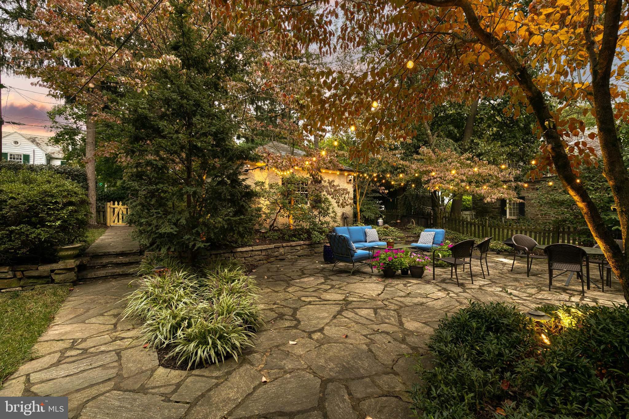 HOMELAND HISTORIC DISTRICT - Residential