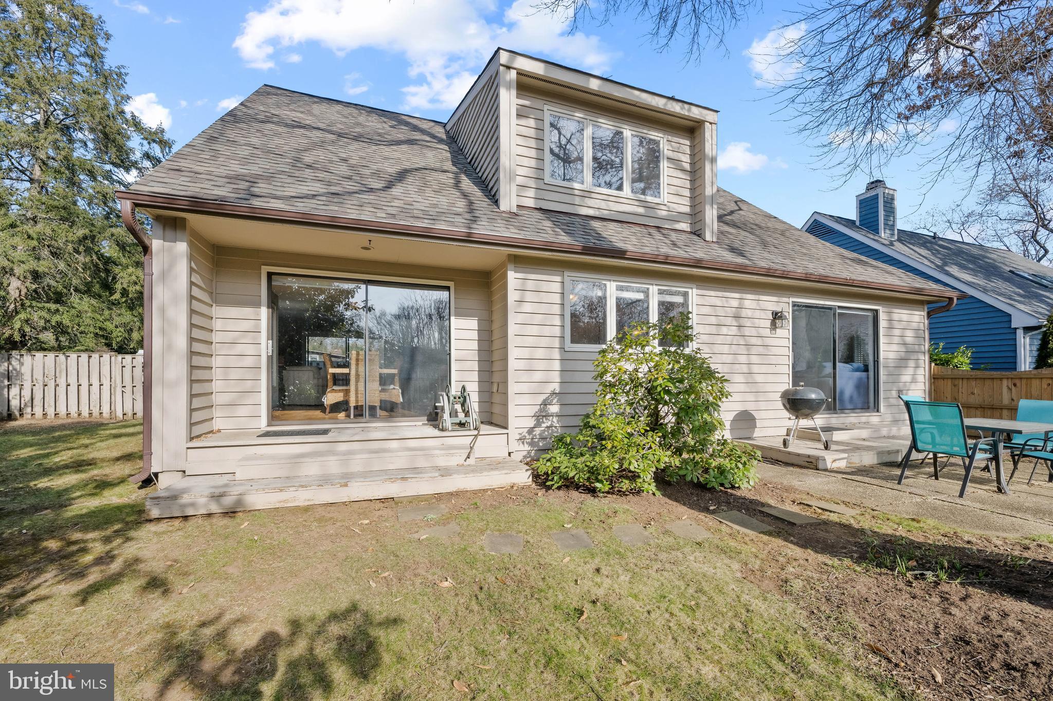 HOMEWOOD - Residential