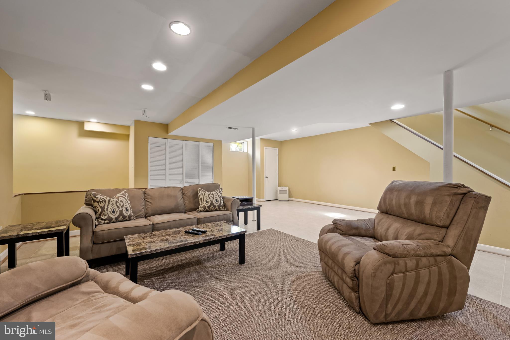 HOMEWOOD - Residential