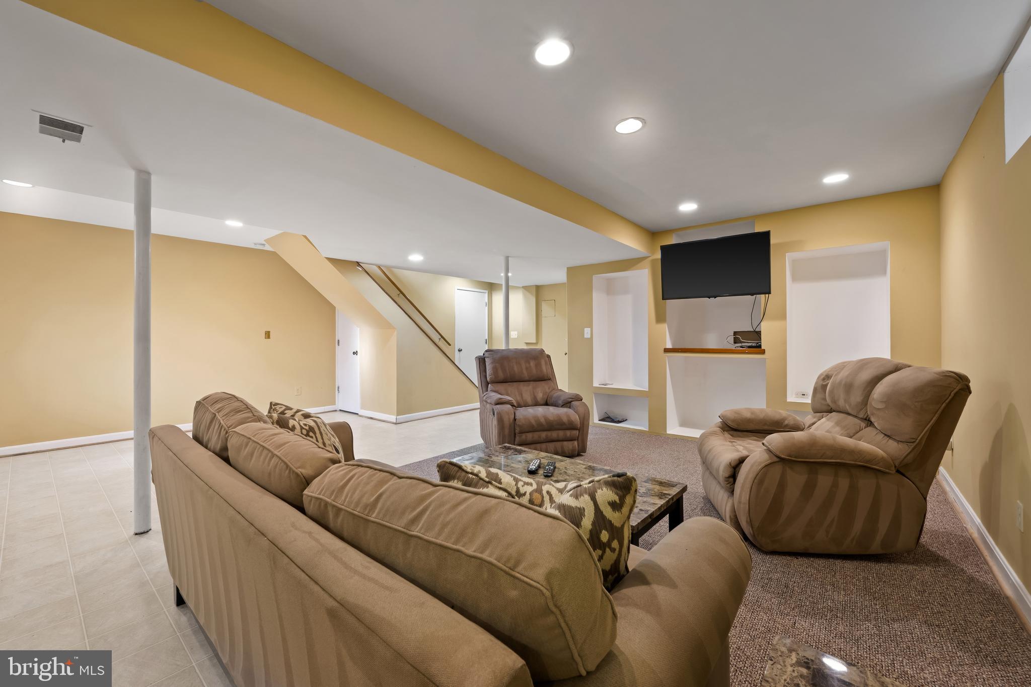 HOMEWOOD - Residential