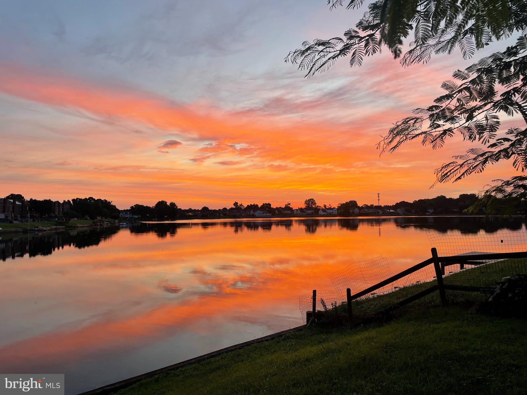 1437 PLANTATION LAKES CIR
