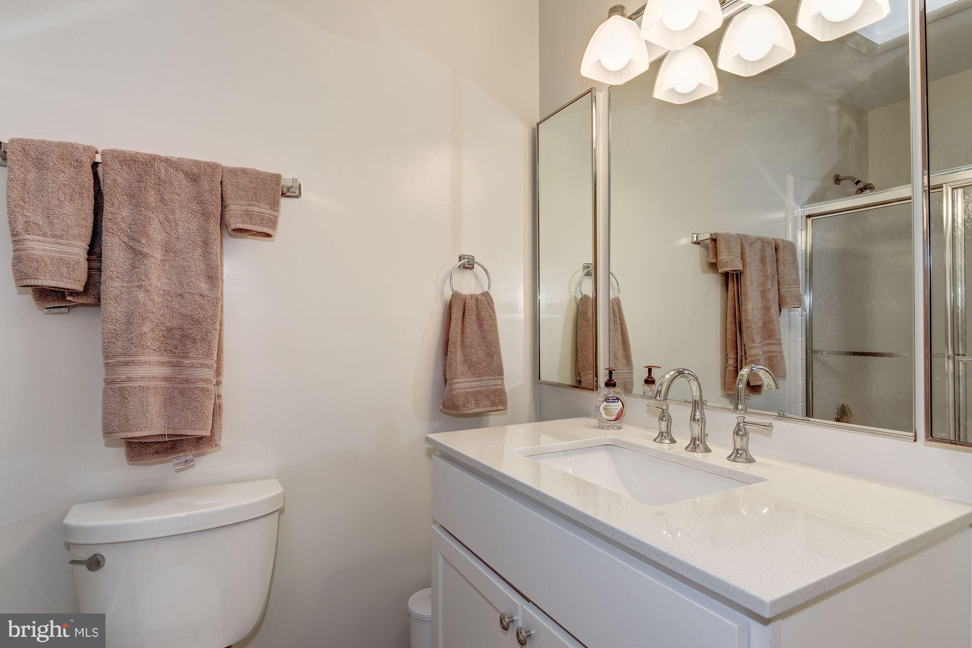 ROLLING VALLEY - Residential