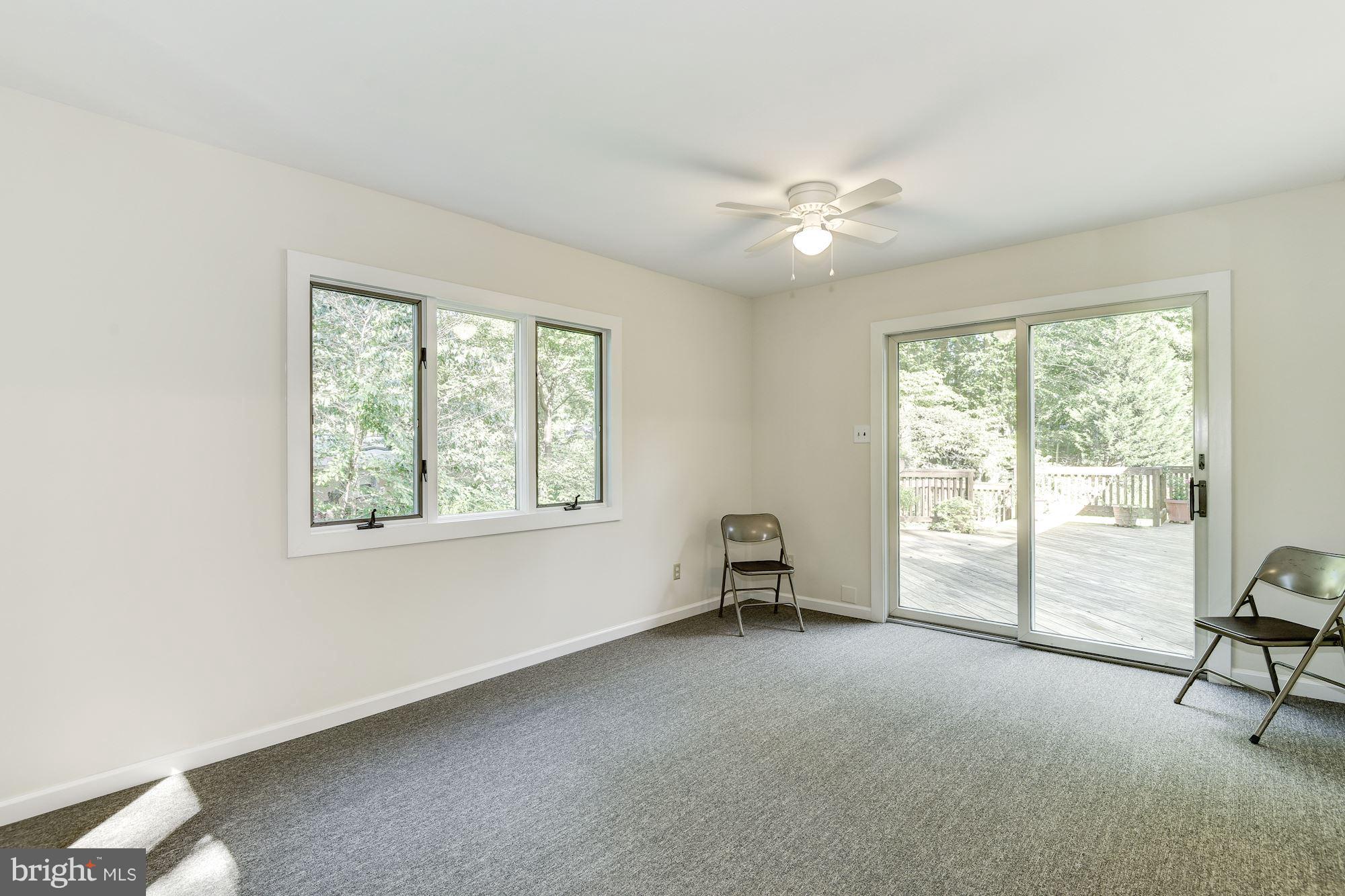 ROLLING VALLEY - Residential