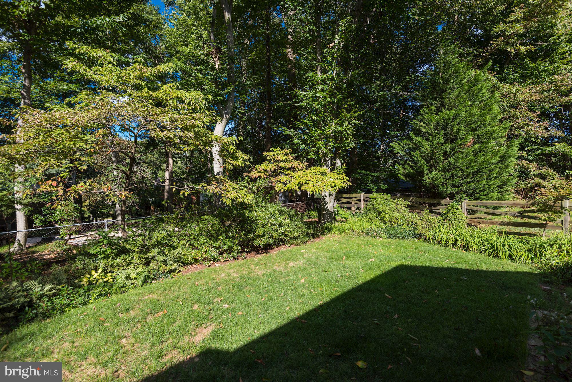 ROLLING VALLEY - Residential