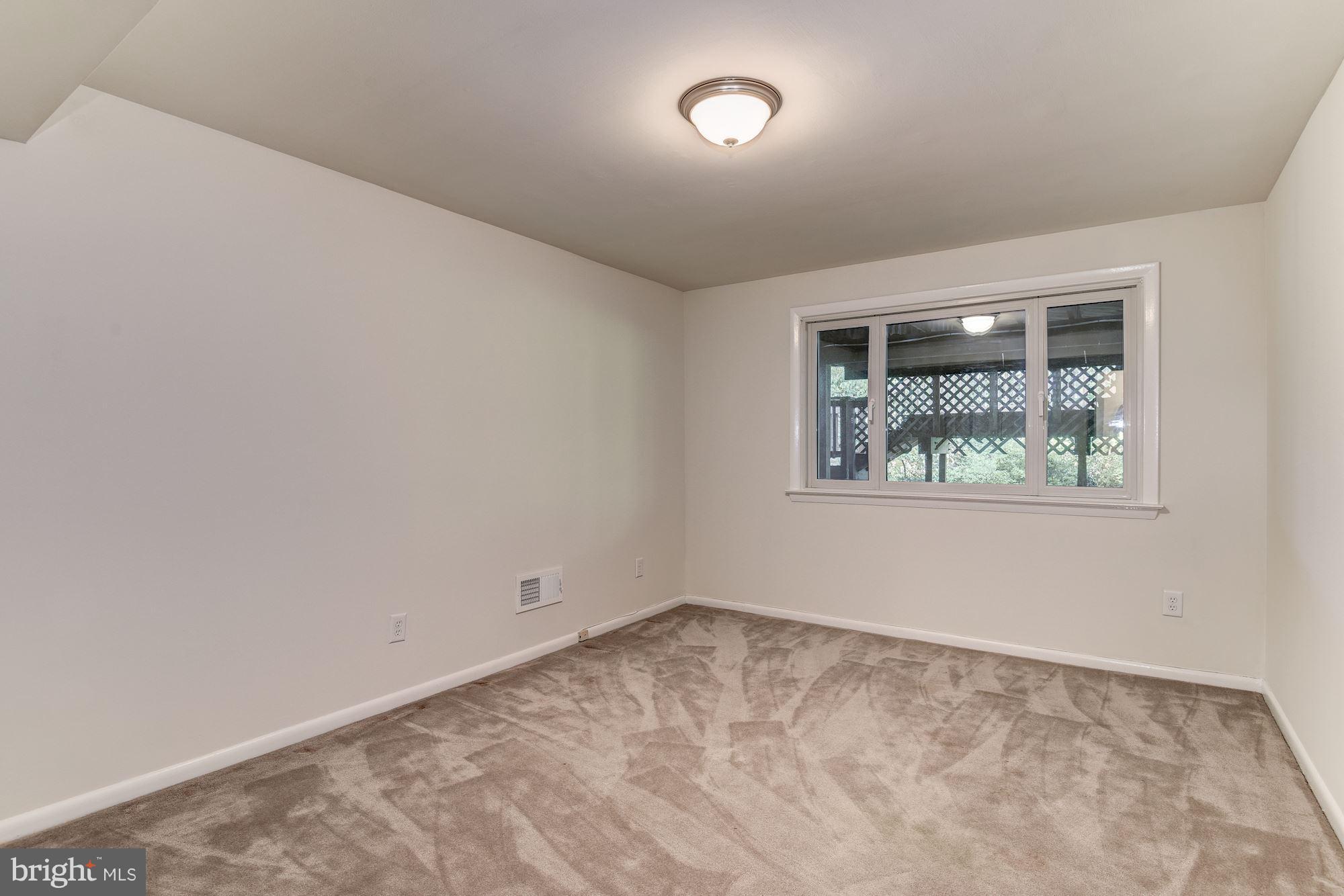 ROLLING VALLEY - Residential