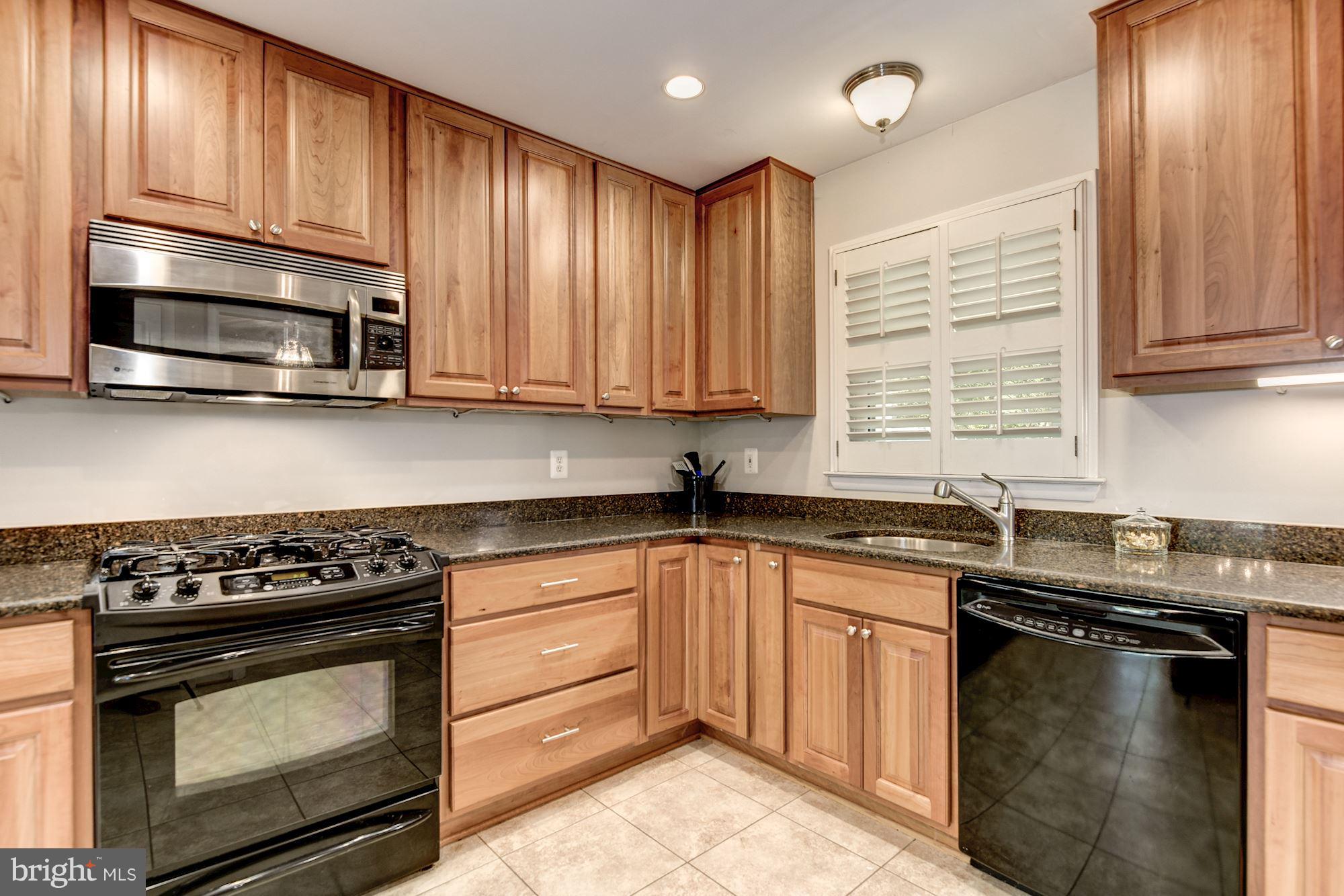 ROLLING VALLEY - Residential