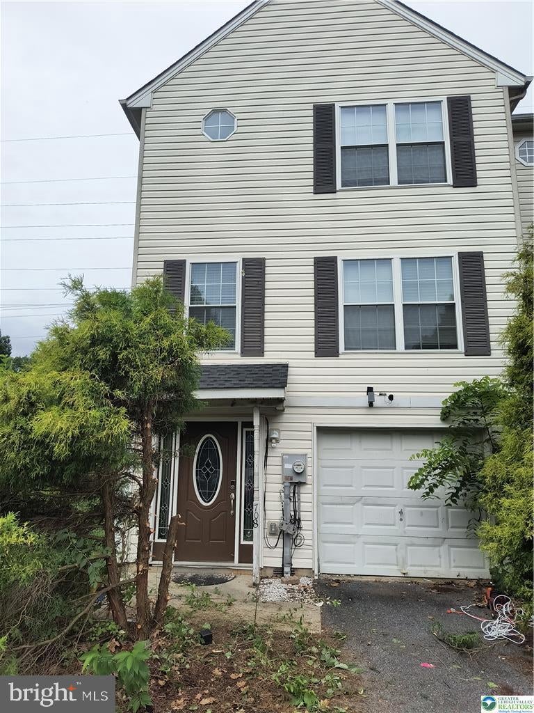 708 BACH COURT