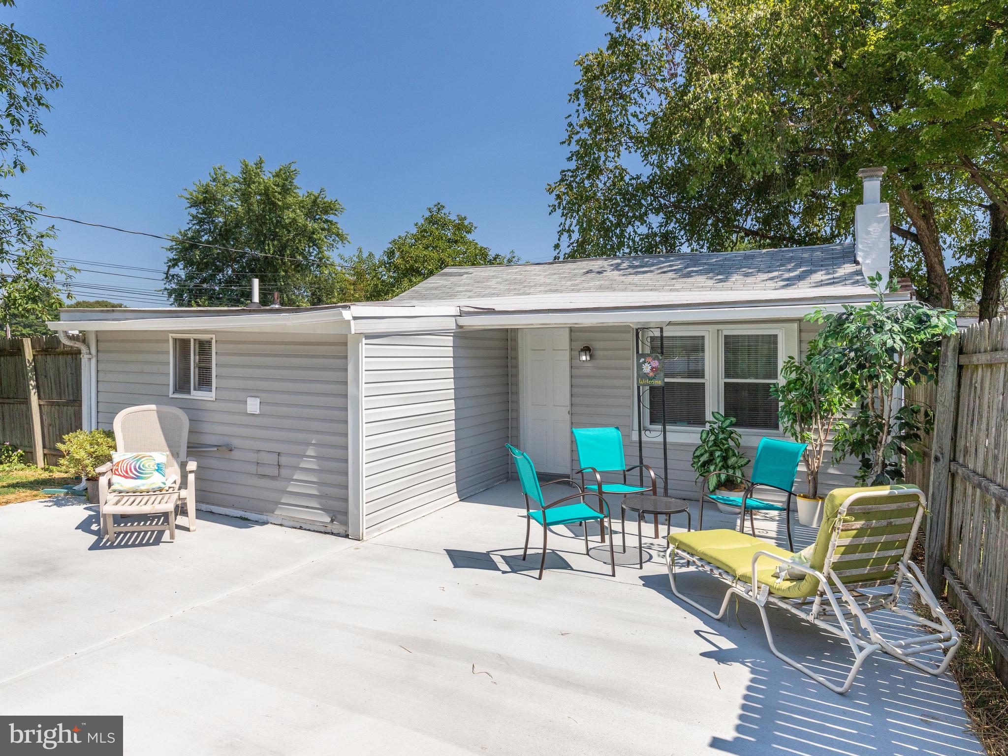 SHORELAND - Residential