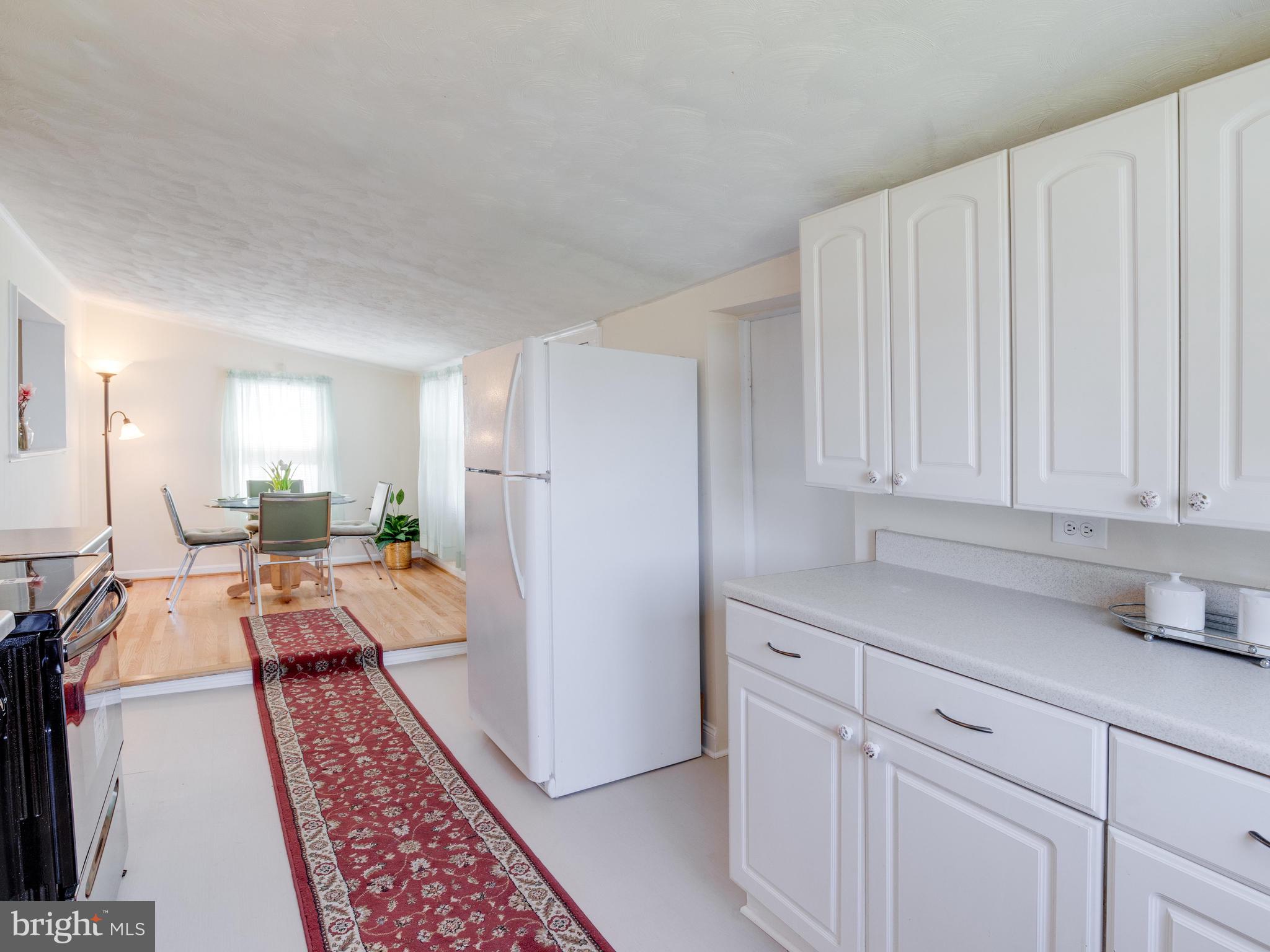 SHORELAND - Residential