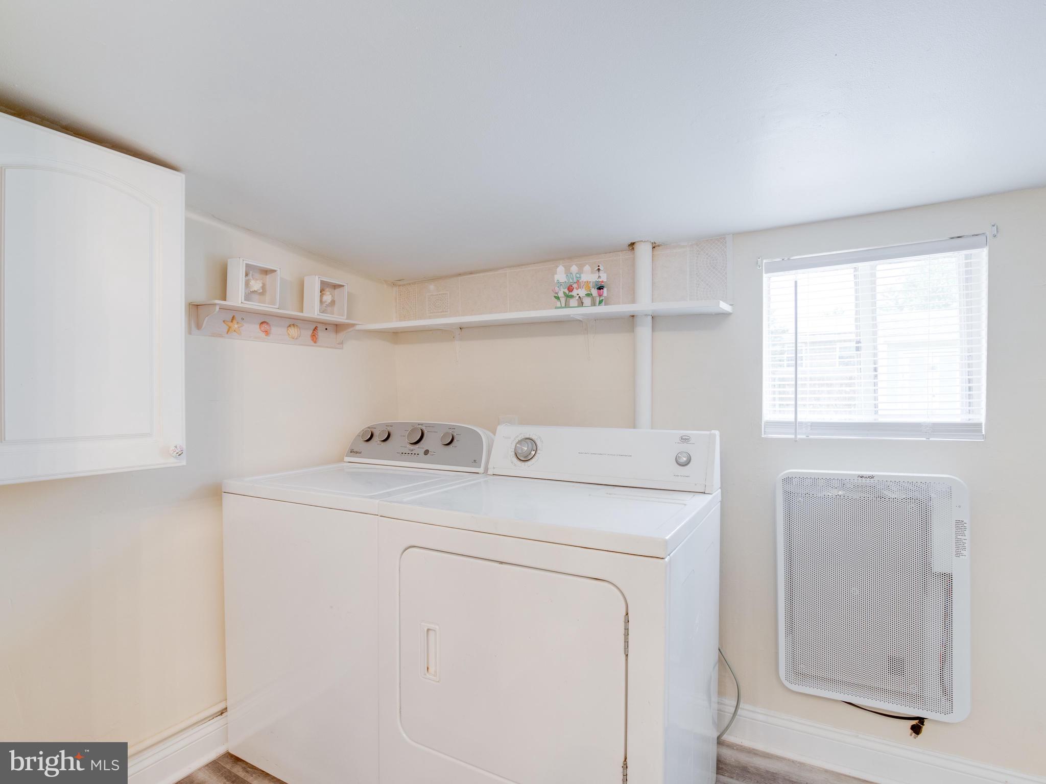 SHORELAND - Residential