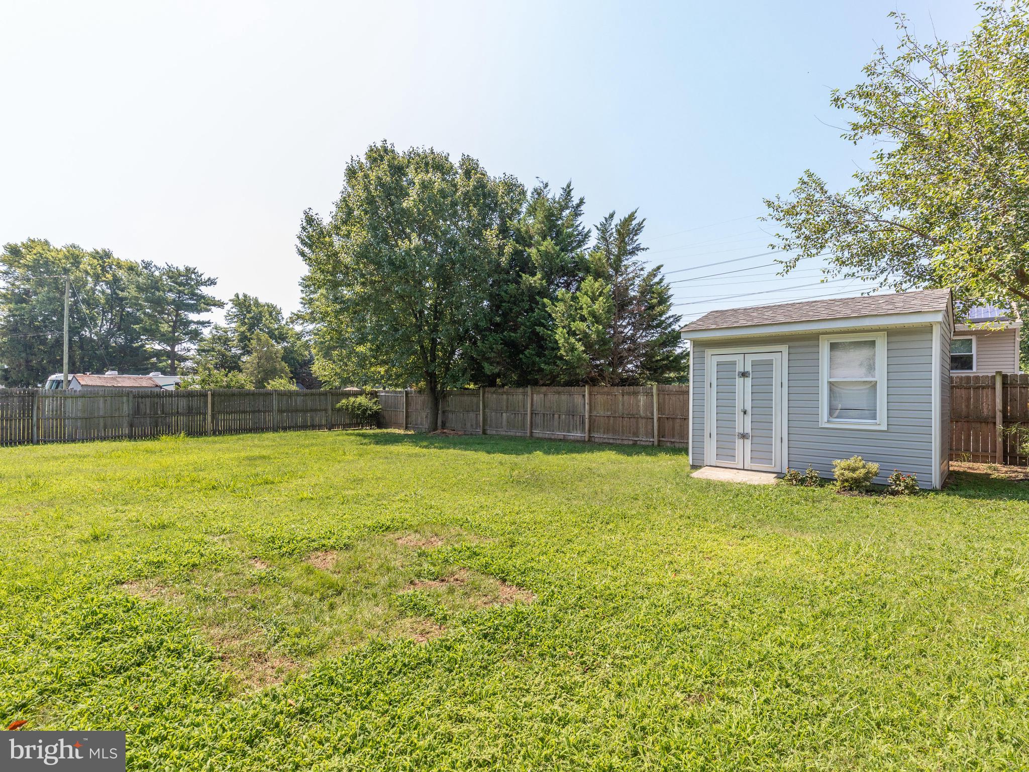 SHORELAND - Residential