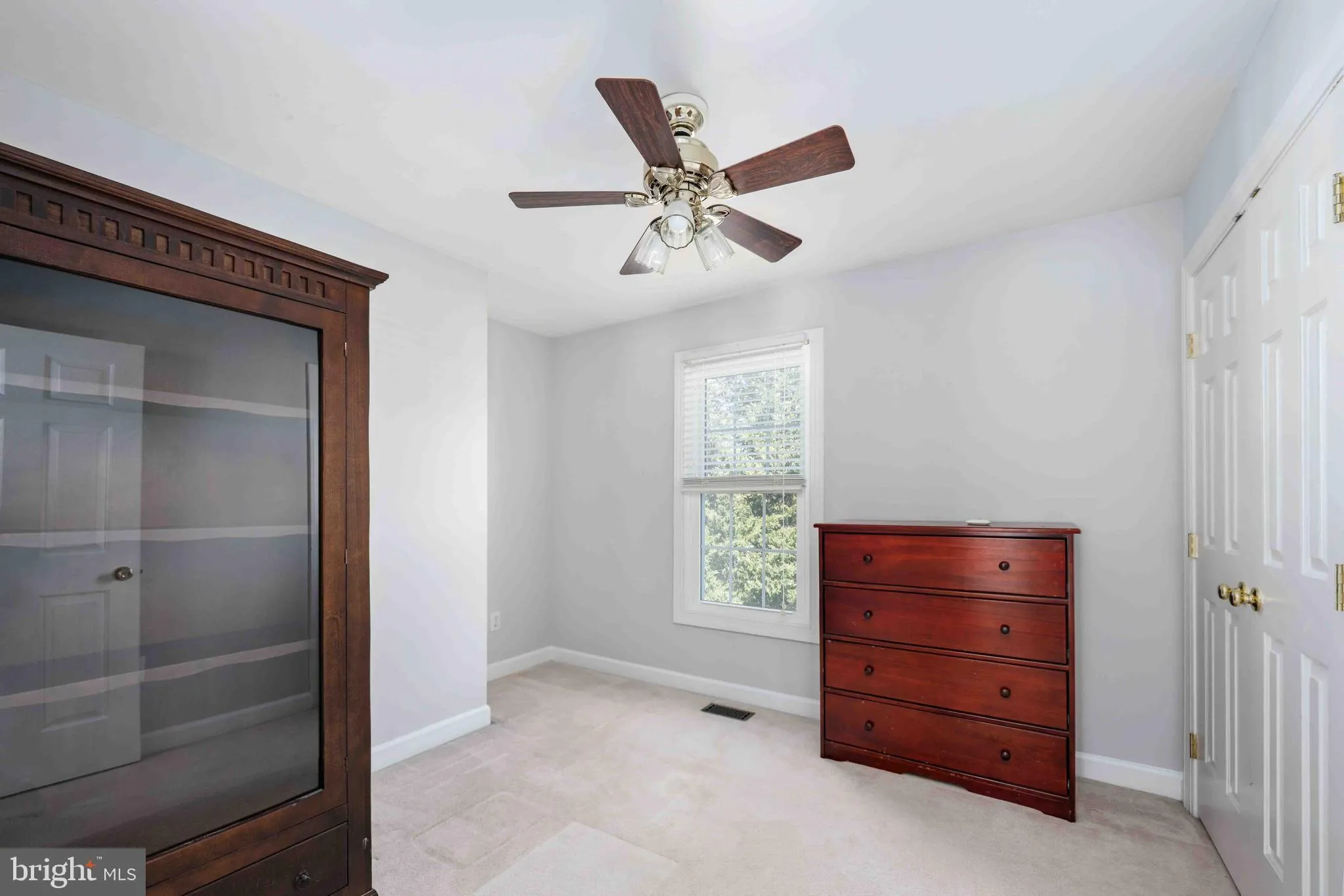 Dumfries, Virginia 22025, United States, 5 Bedrooms Bedrooms, ,4 BathroomsBathrooms,Residential,Contingent,1680