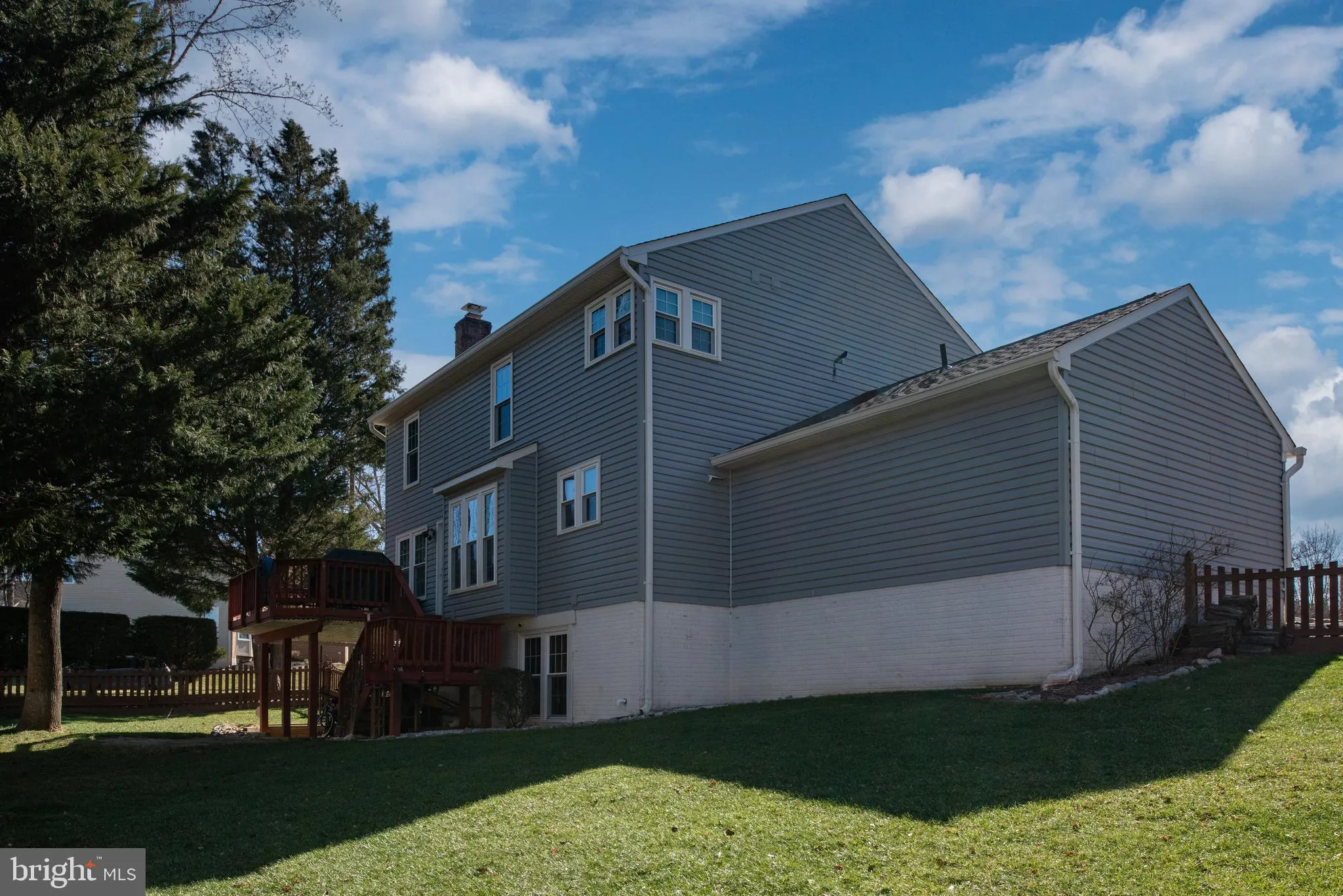 Dumfries, Virginia 22025, United States, 5 Bedrooms Bedrooms, ,4 BathroomsBathrooms,Residential,Contingent,1680