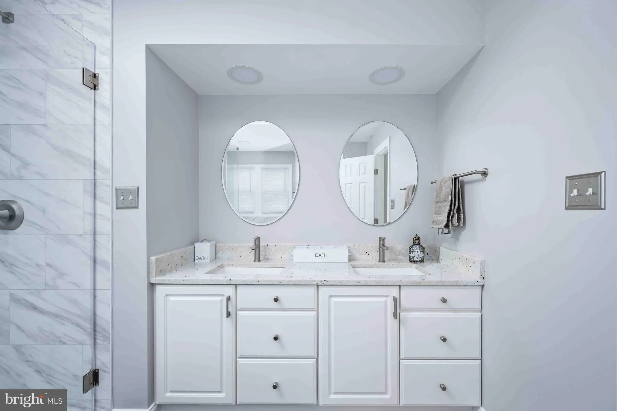 Dumfries, Virginia 22025, United States, 5 Bedrooms Bedrooms, ,4 BathroomsBathrooms,Residential,Contingent,1680