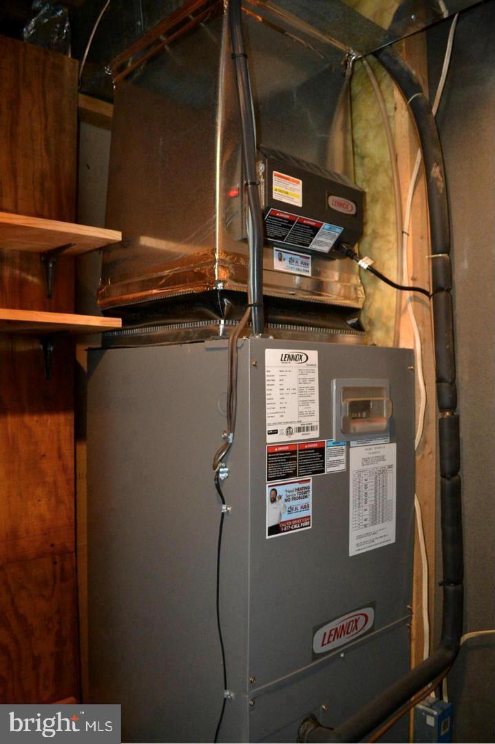 OAKWOOD LAKE ESTATES - Residential