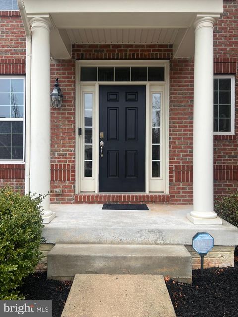 Photo of 7817 Stonebriar Drive, GLEN BURNIE, MD 21060 (MLS # MDAA2125294)