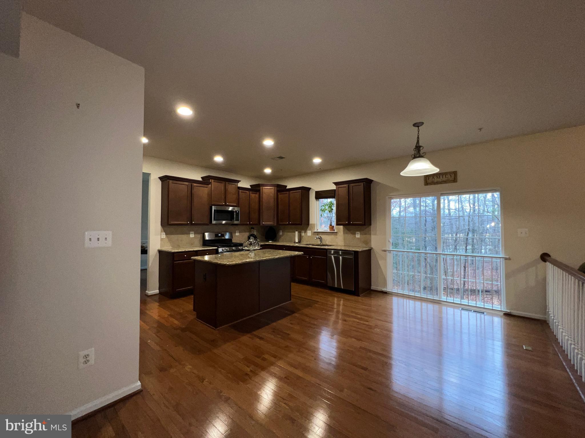 TANYARD SPRINGS - Residential